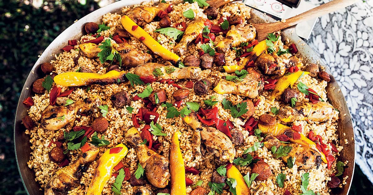 Paella med kyckling och chorizo folk o folk