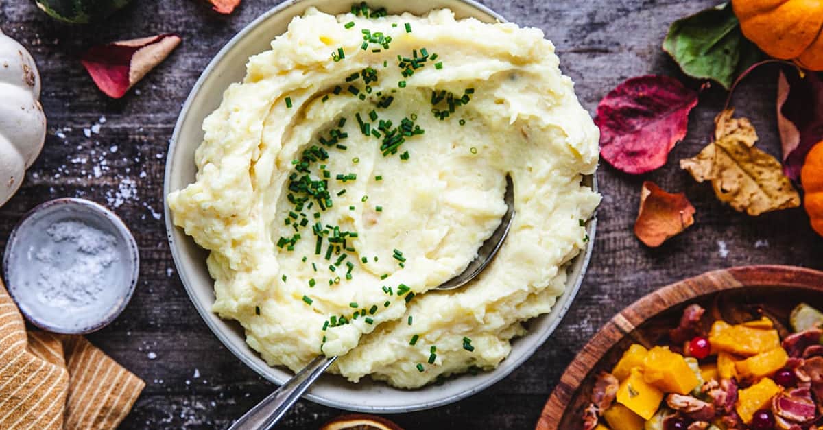 Krämigt potatismos med vitlök och gräslök | folk o folk