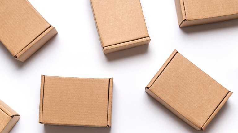 Cartoon boxes have barley starch as raw material