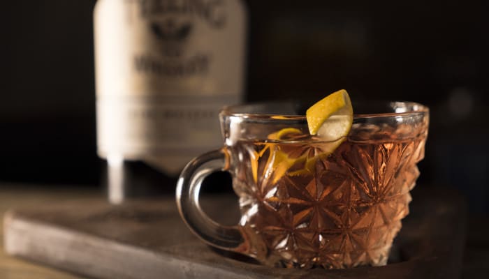 viski kokteil Teeling Whiskey Old Fashioned