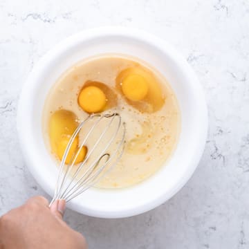 Combine Wet Ingredients 