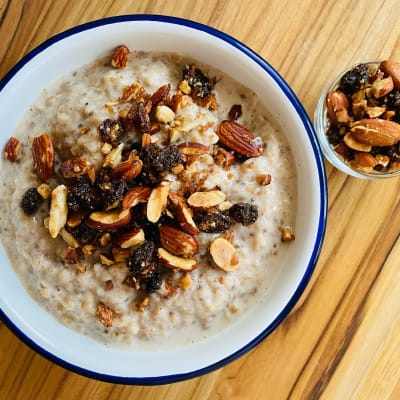 Horchata Steel Cut Oatmeal with Almond-Raisin Crunch