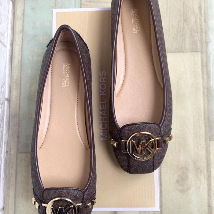 sepatu flat michael kors