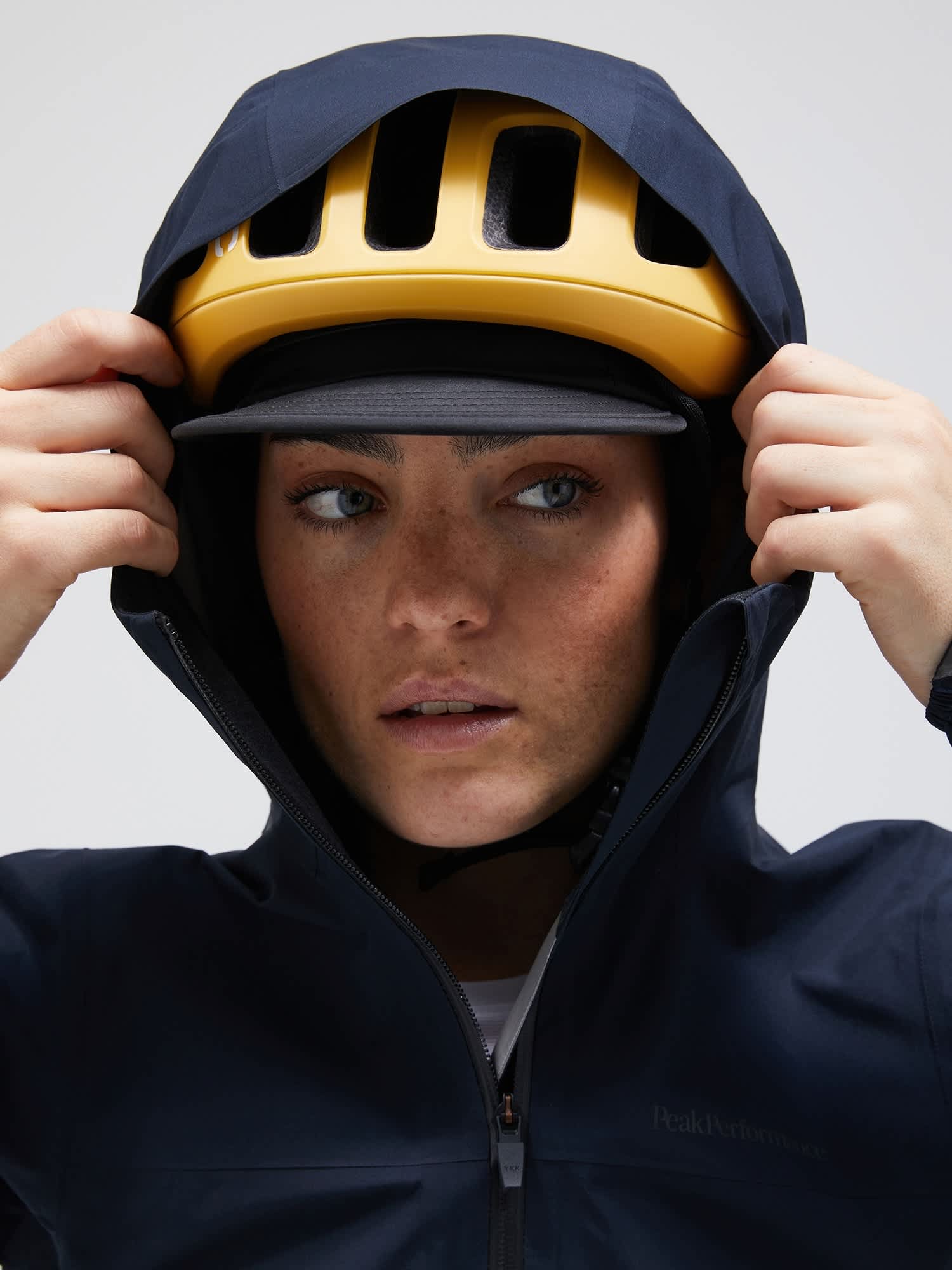 Peak Performance Commuter GTX Paclite Shell Jacket Dame