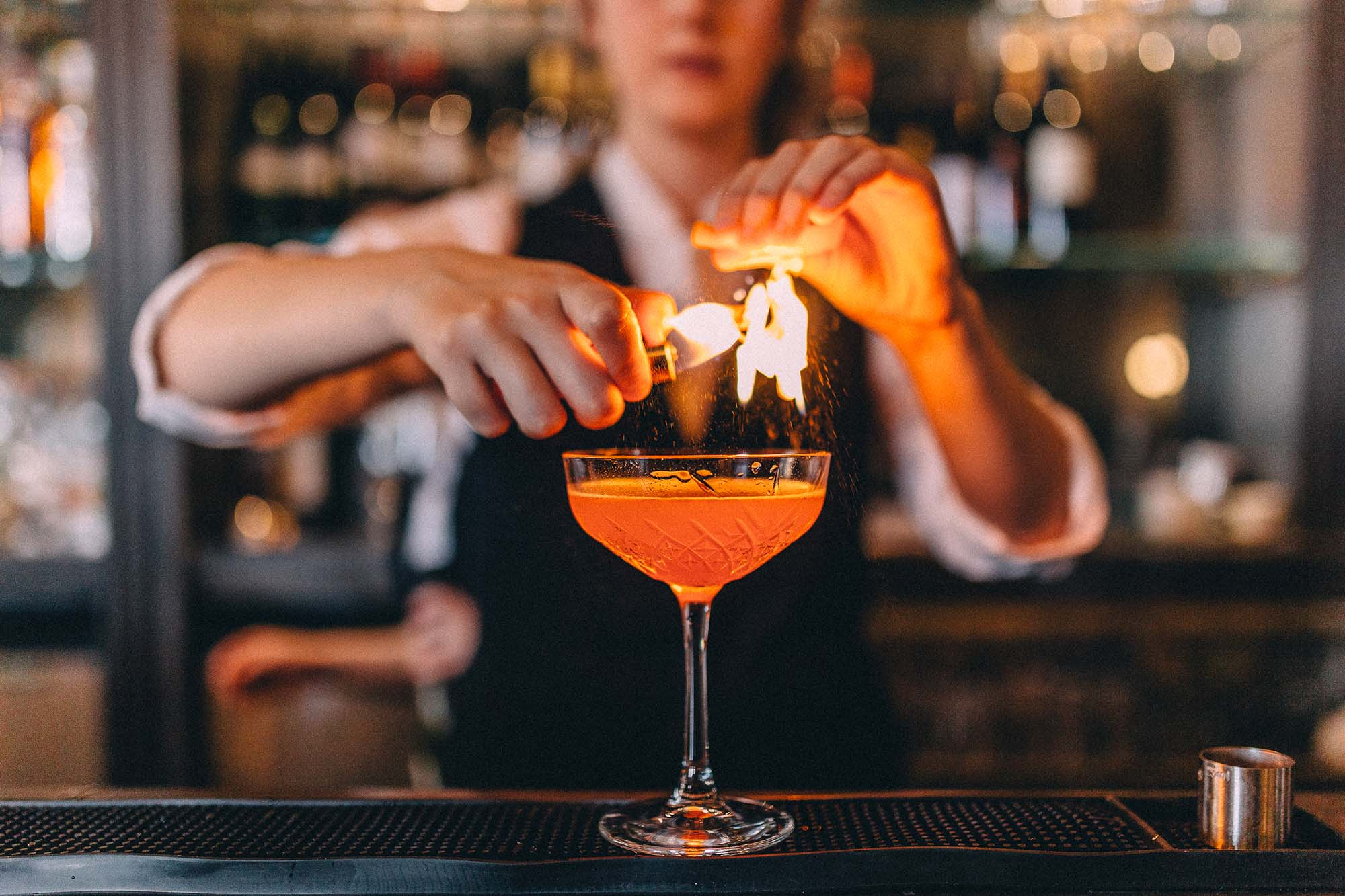 Cocktail Masterclass: Mixology Secrets