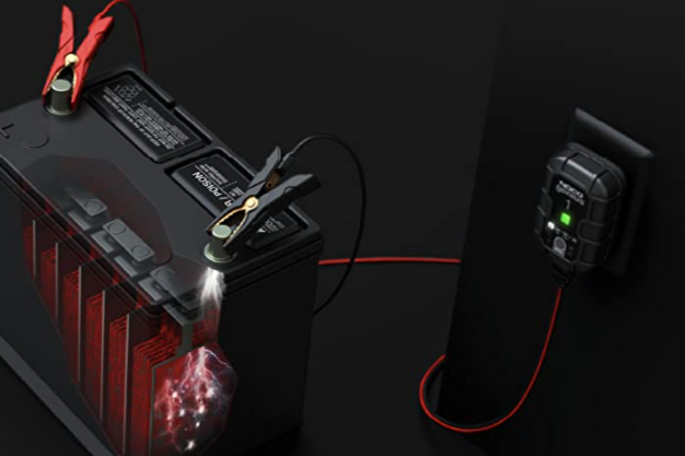 how to connect a trickle charger