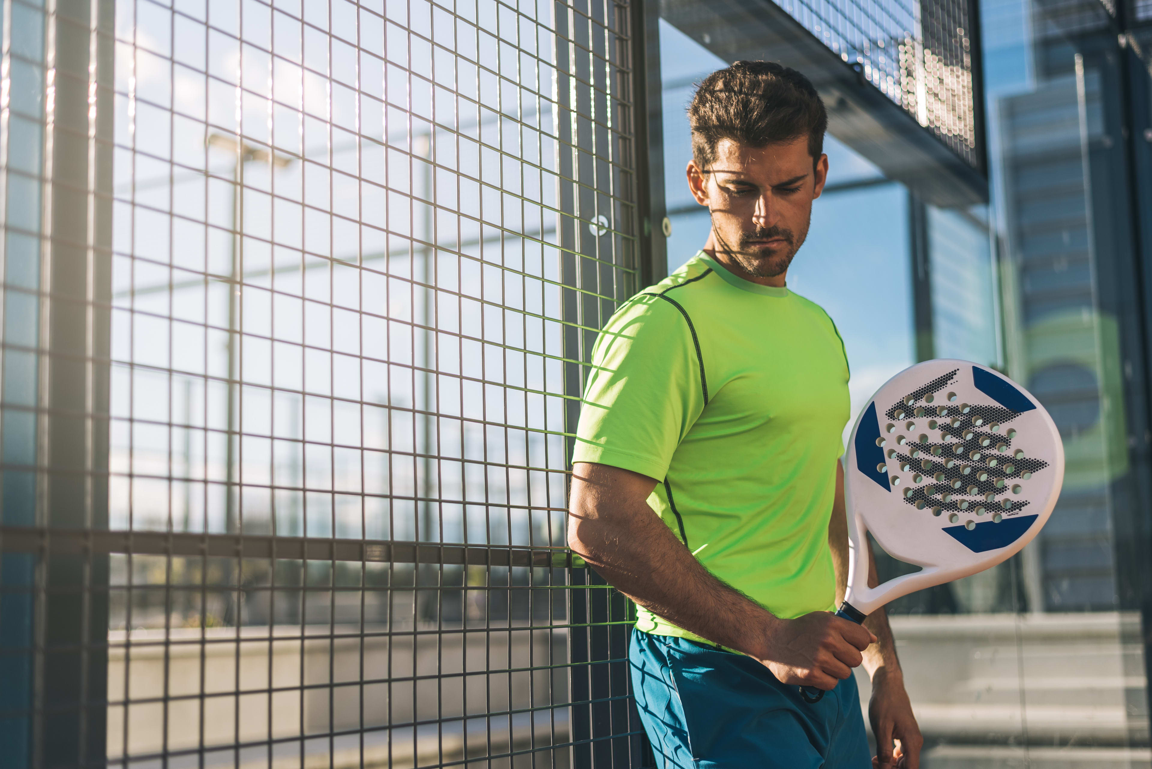 Améliorer son jeu au padel : évite ces erreurs fréquentes !