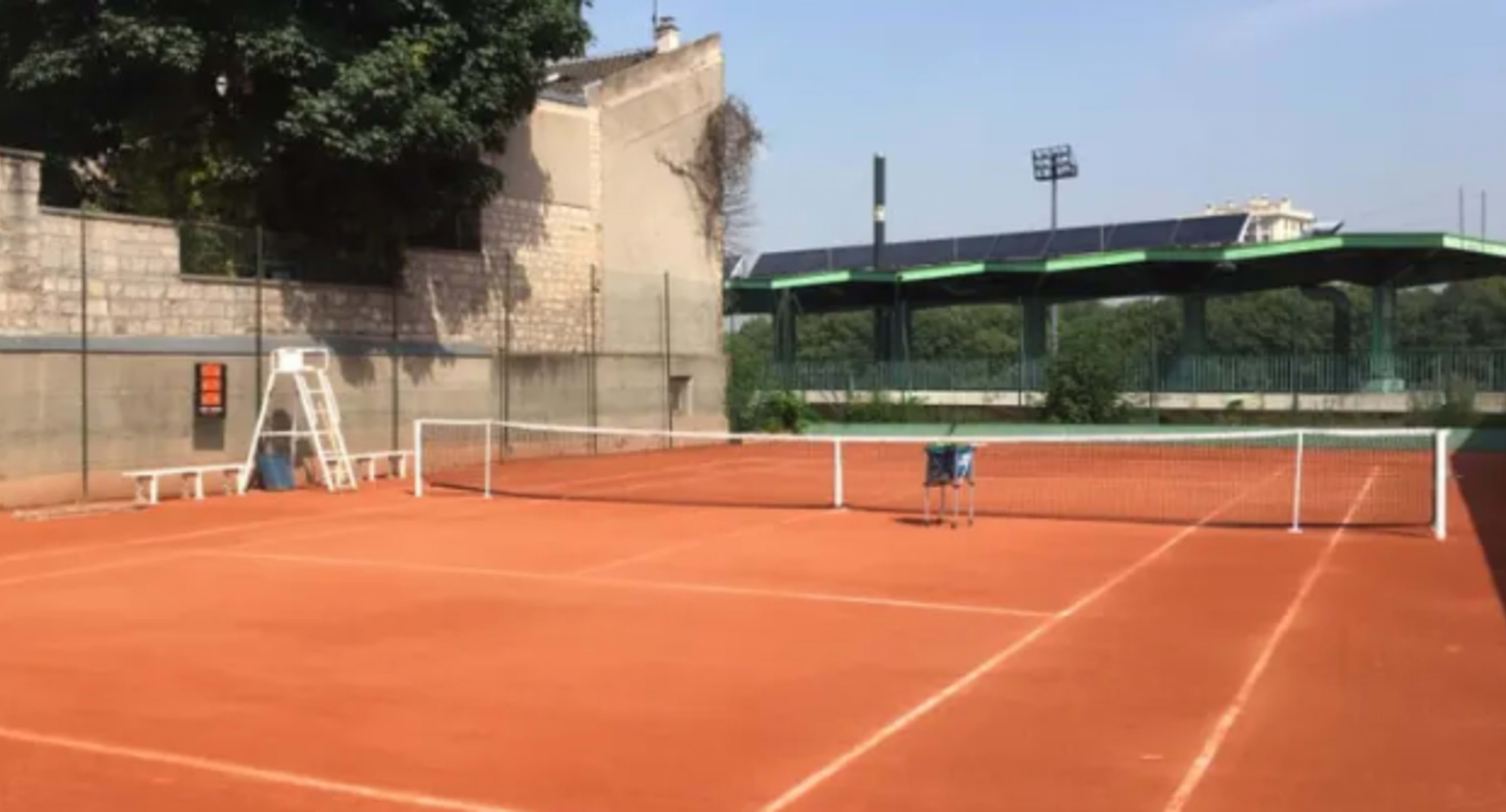 Where to play tennis in Paris ?