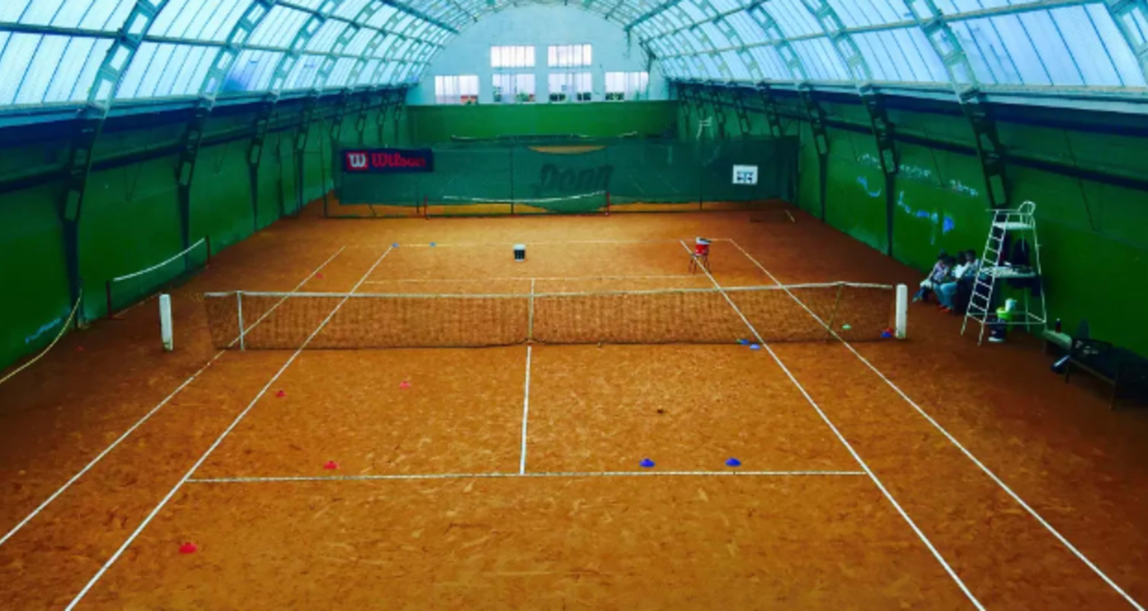 Where to play tennis in Paris ?
