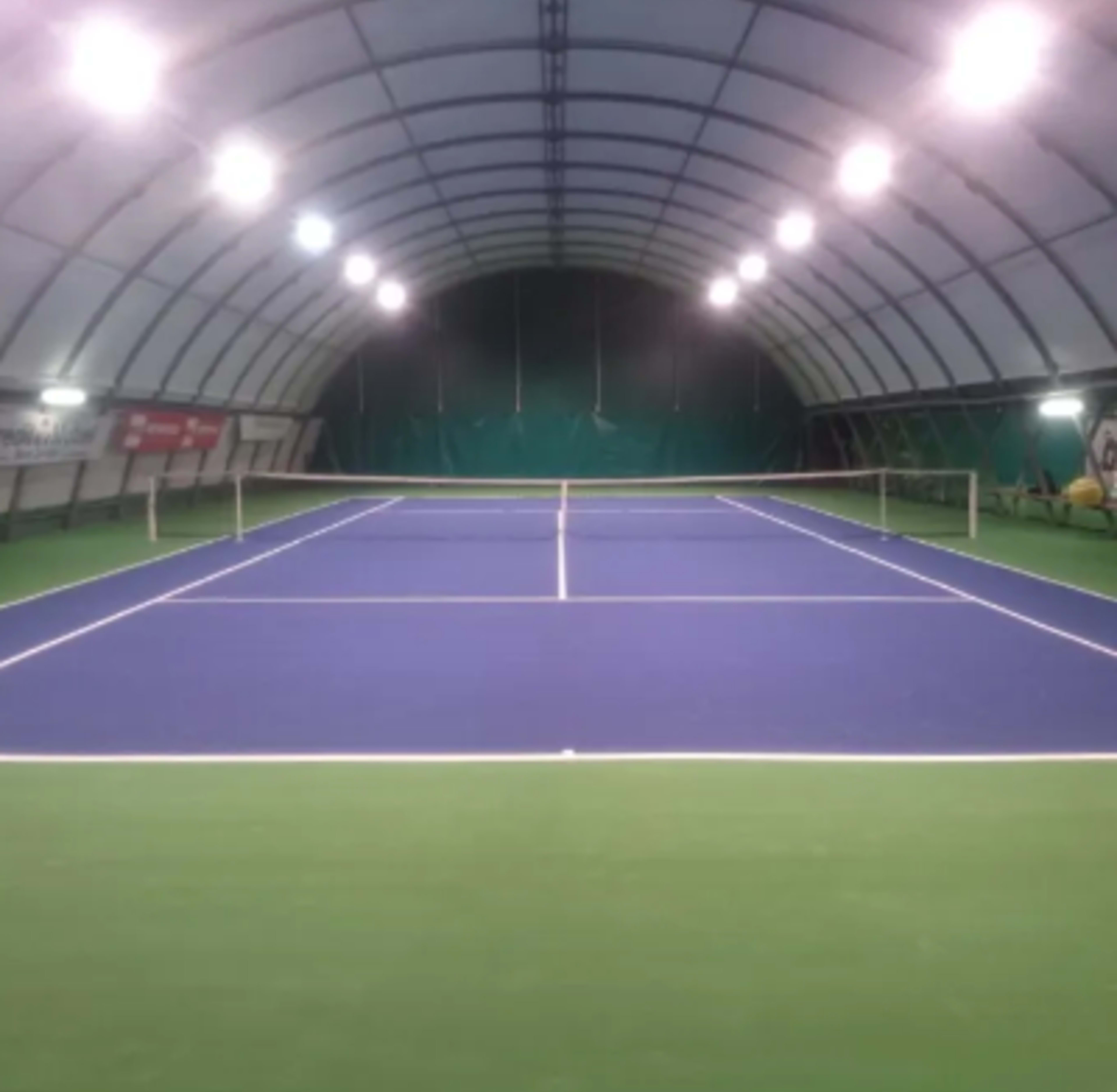 Play tennis in Lille