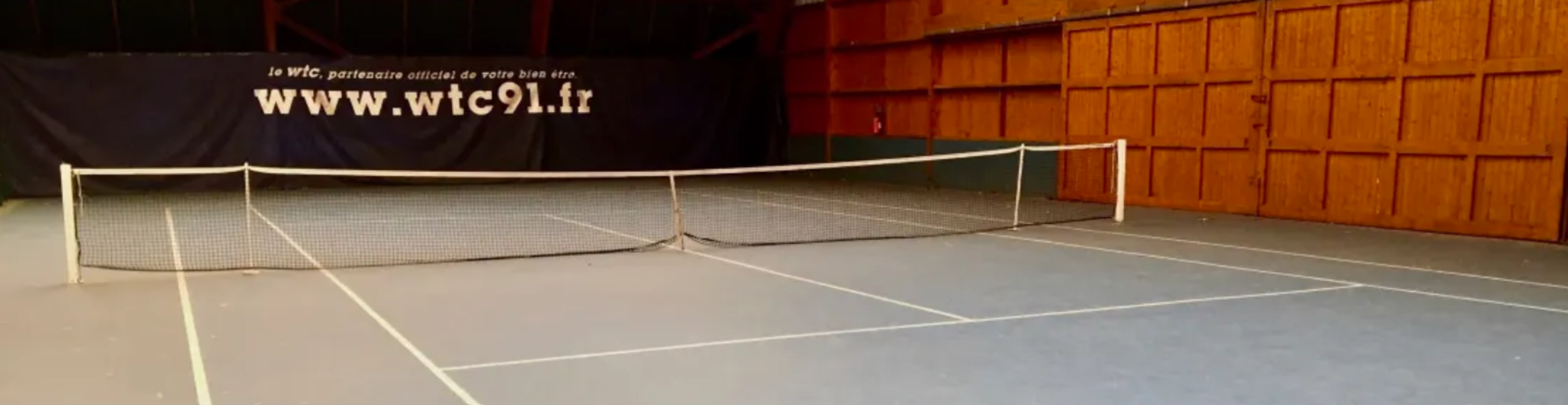 Play Badminton in Paris