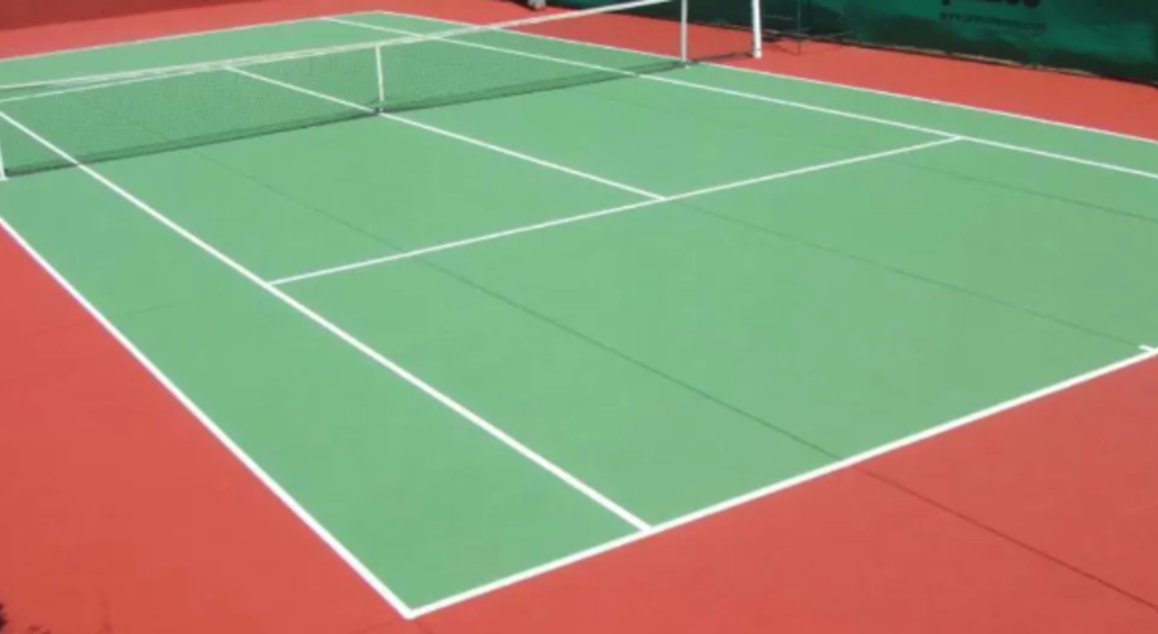 Jouer au tennis à Marseille