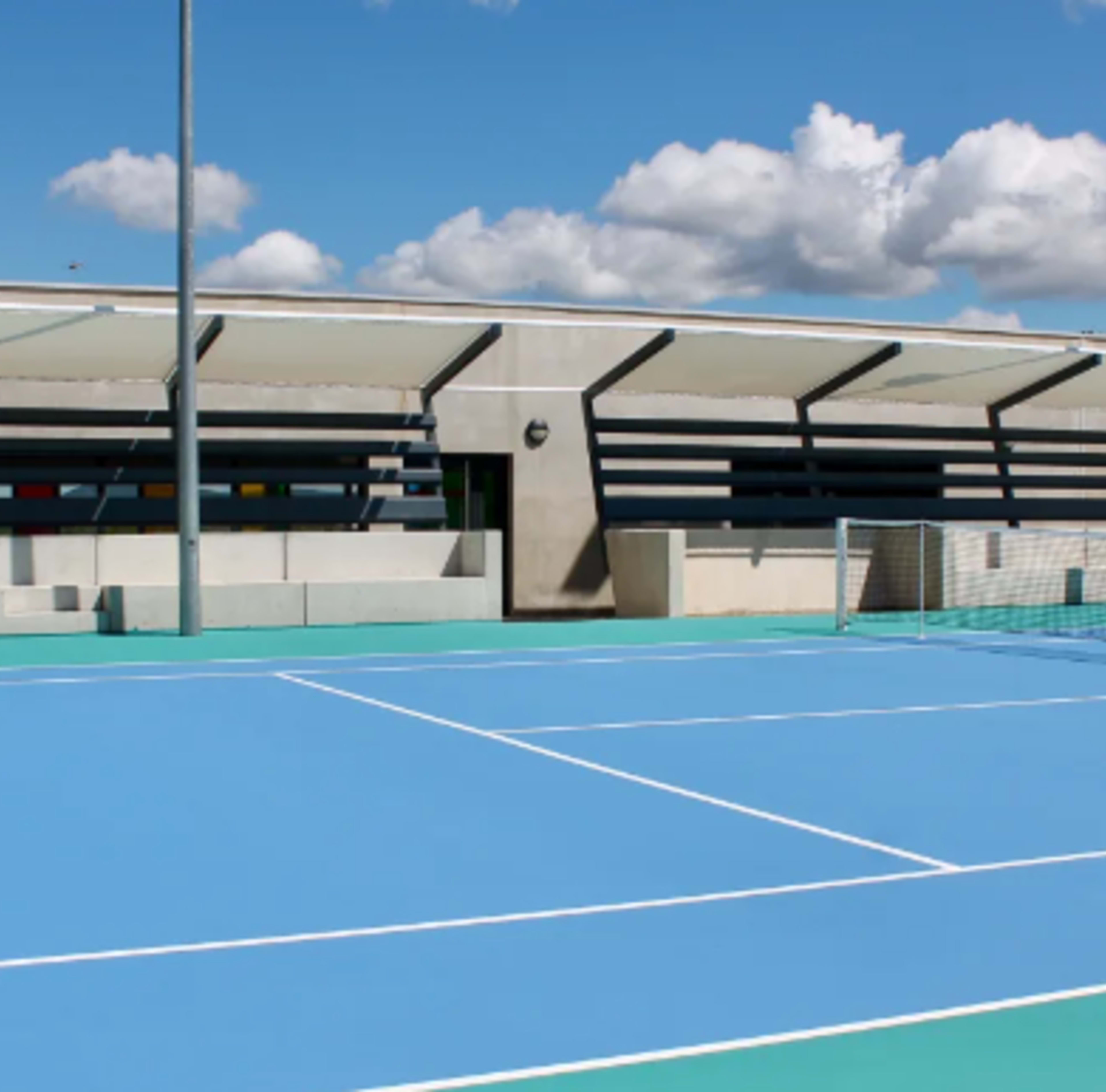 Jouer au tennis à Marseille