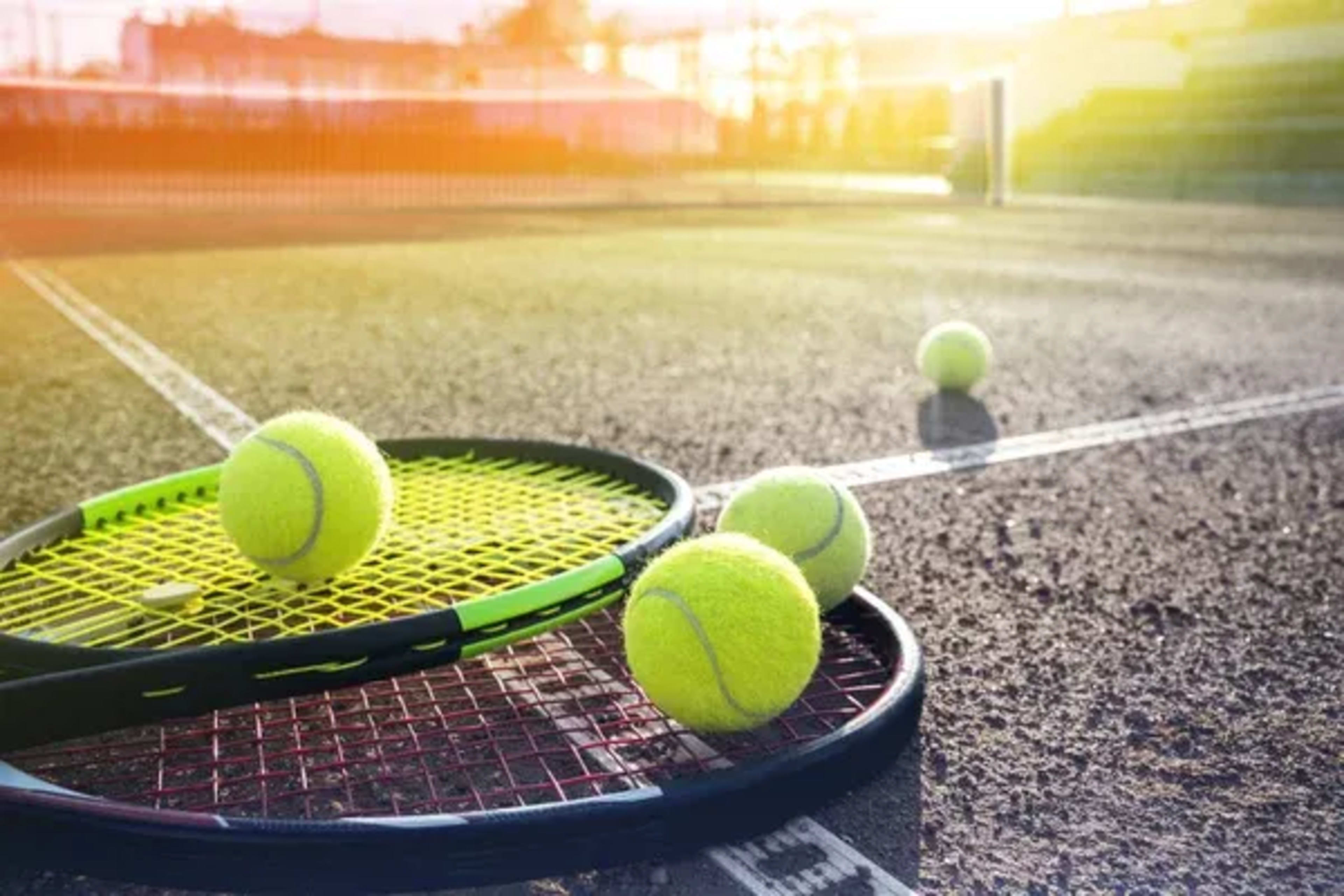 Les Différences Cruciales Entre le Tennis et le Padel que Vous Devez Connaître