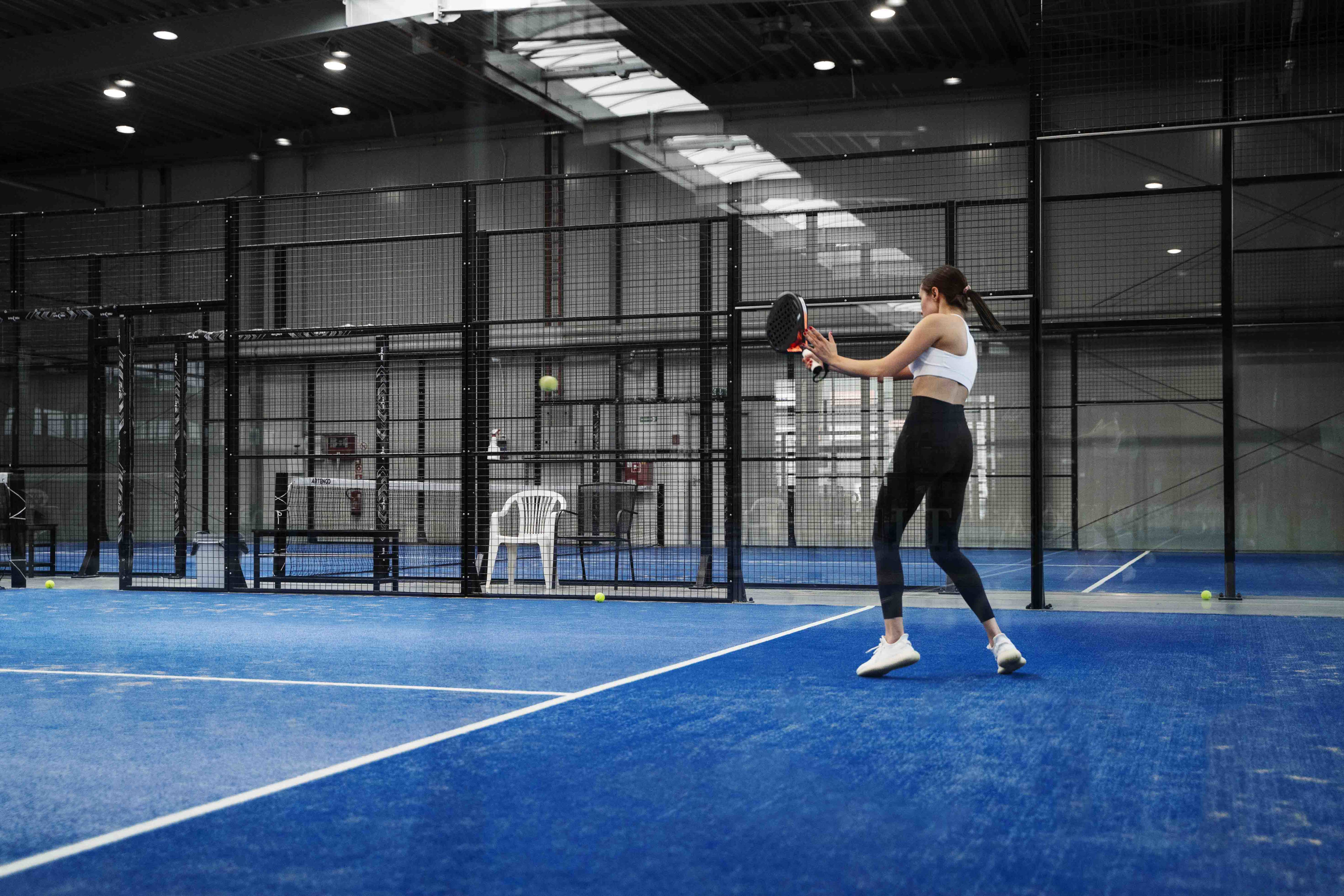 Améliorer son service au padel