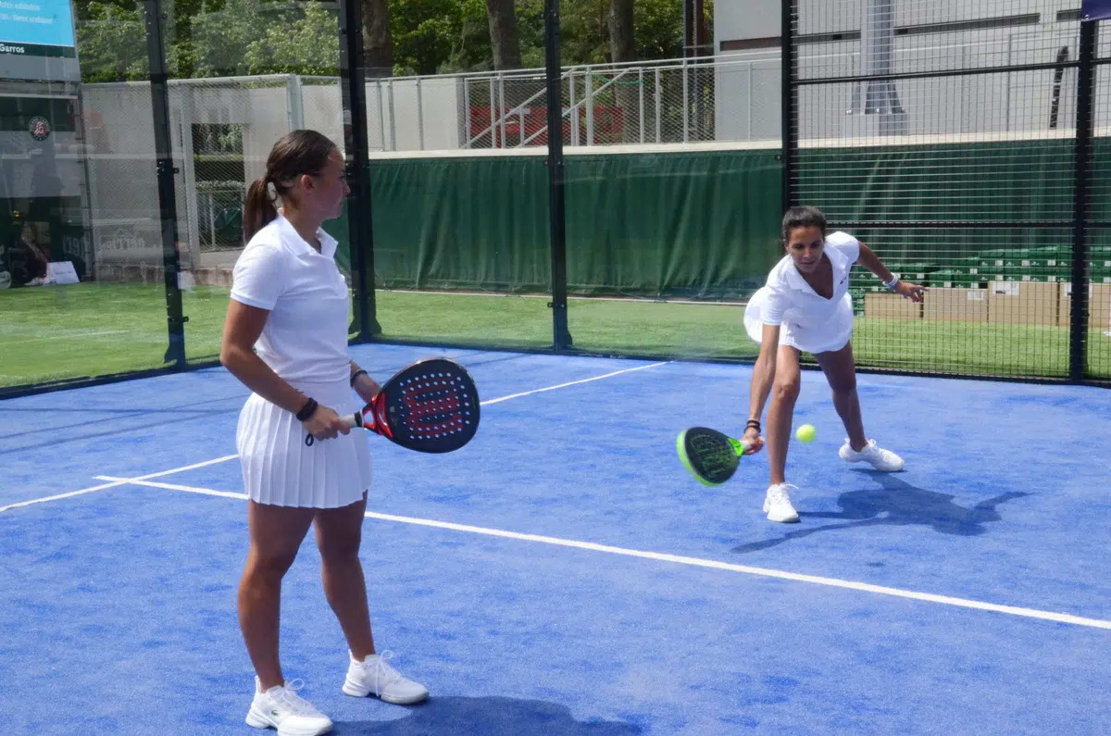 Les meilleurs conseils pour une défense solide au padel