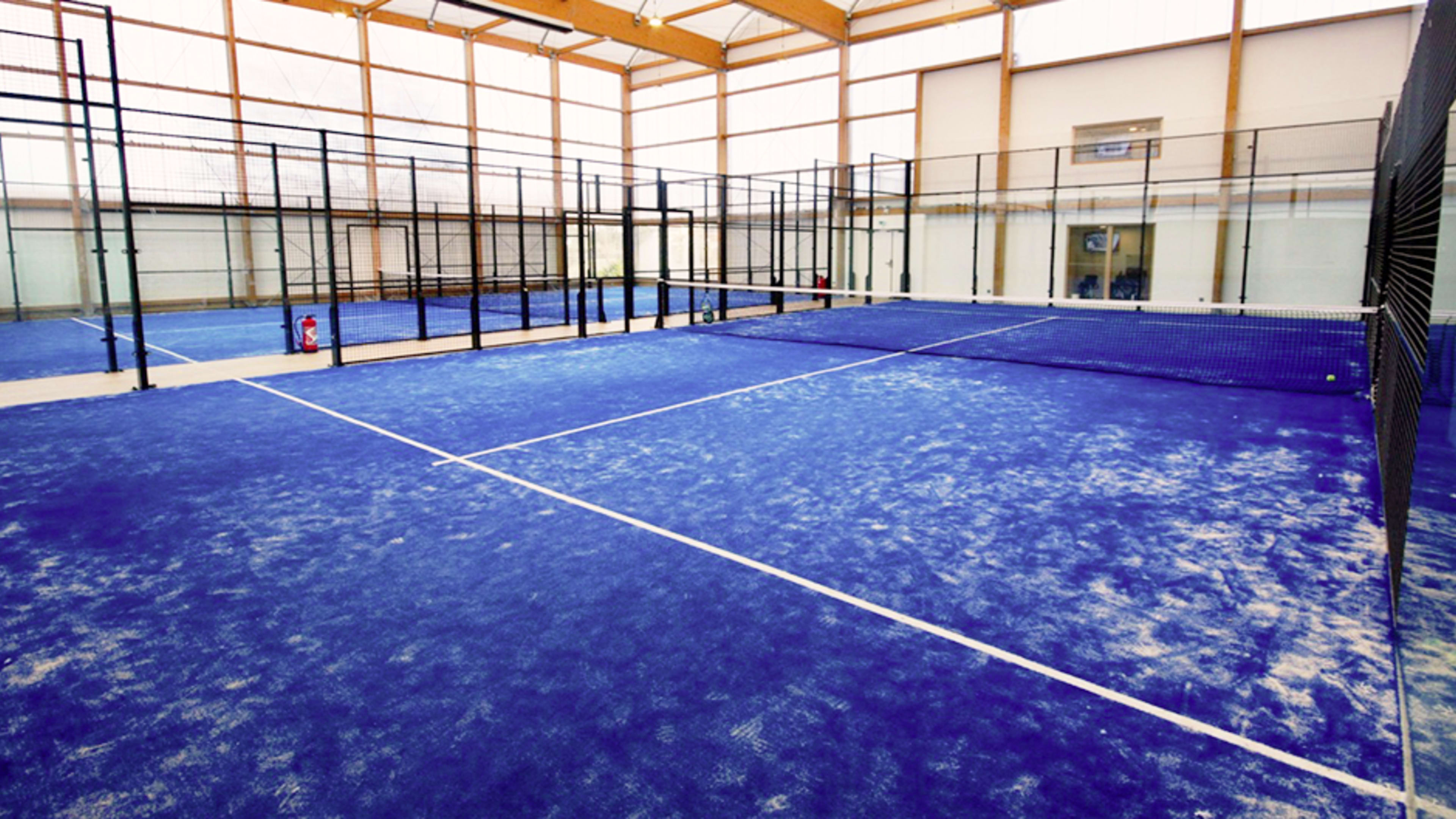 Le top 6 des raisons de se mettre au padel