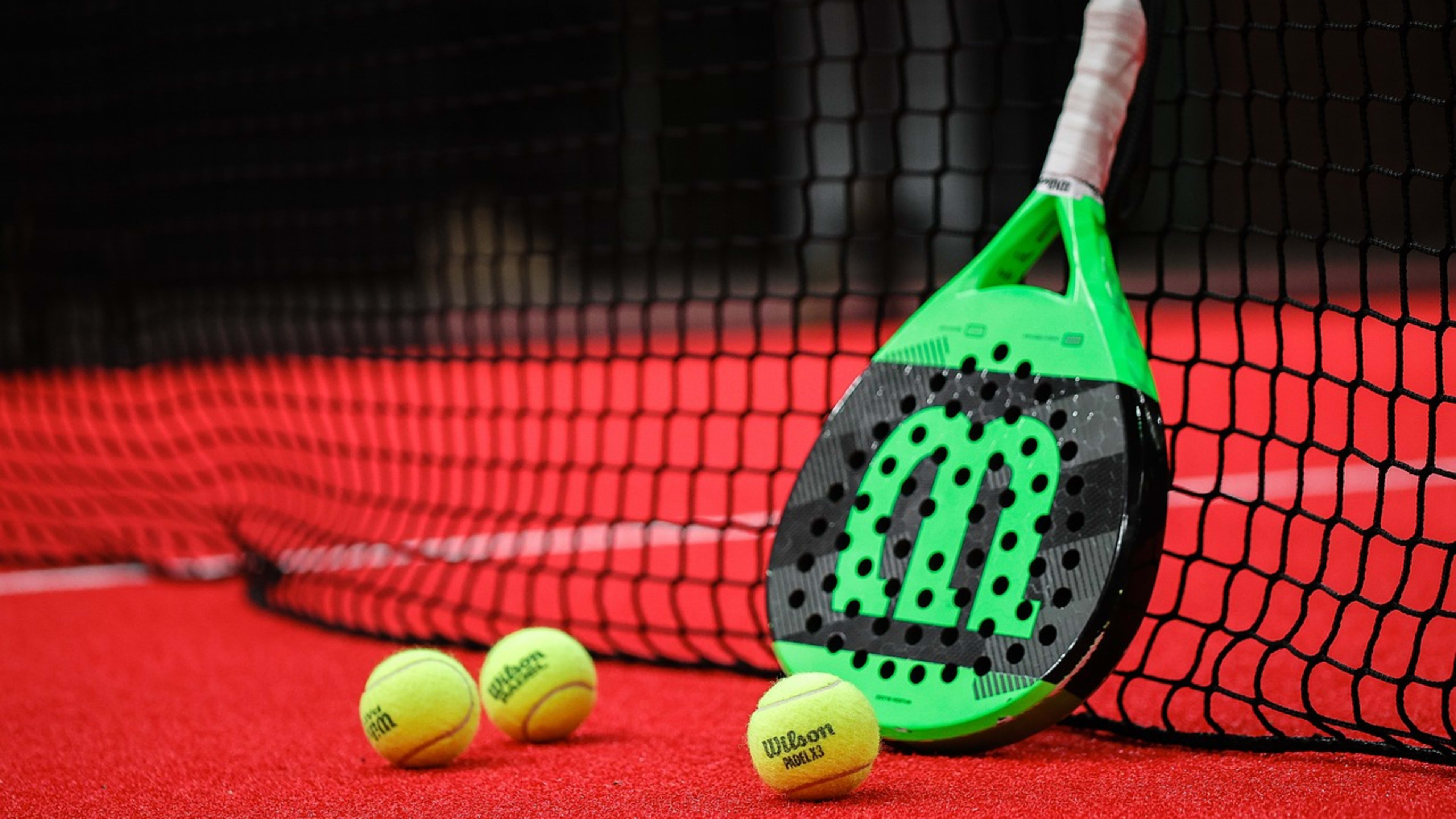 Découvre le Padel en 4 étapes !
