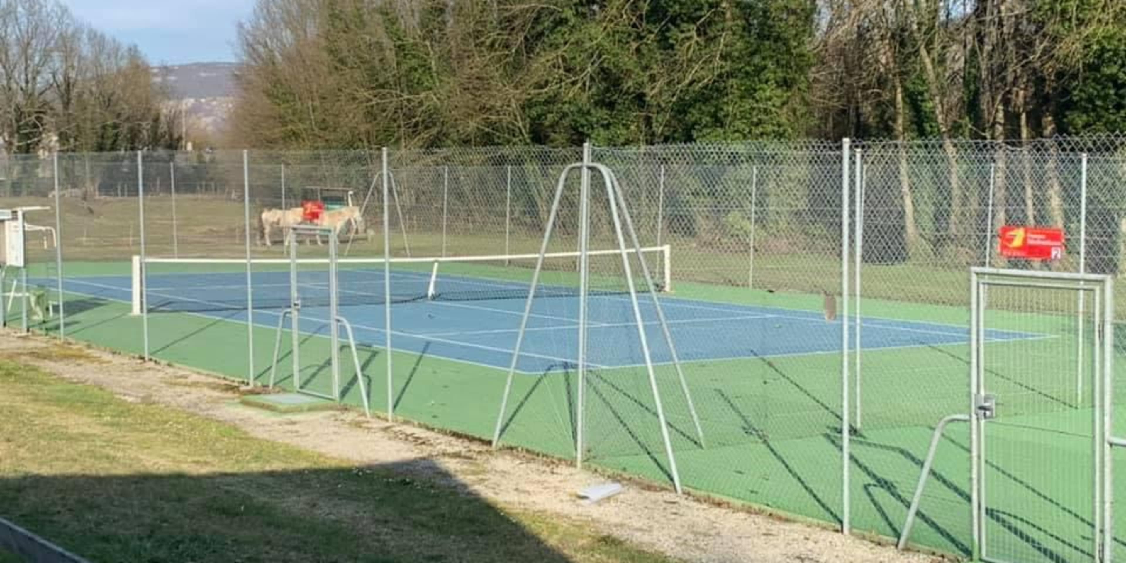 Peyrieu Tennis Club - club de sport