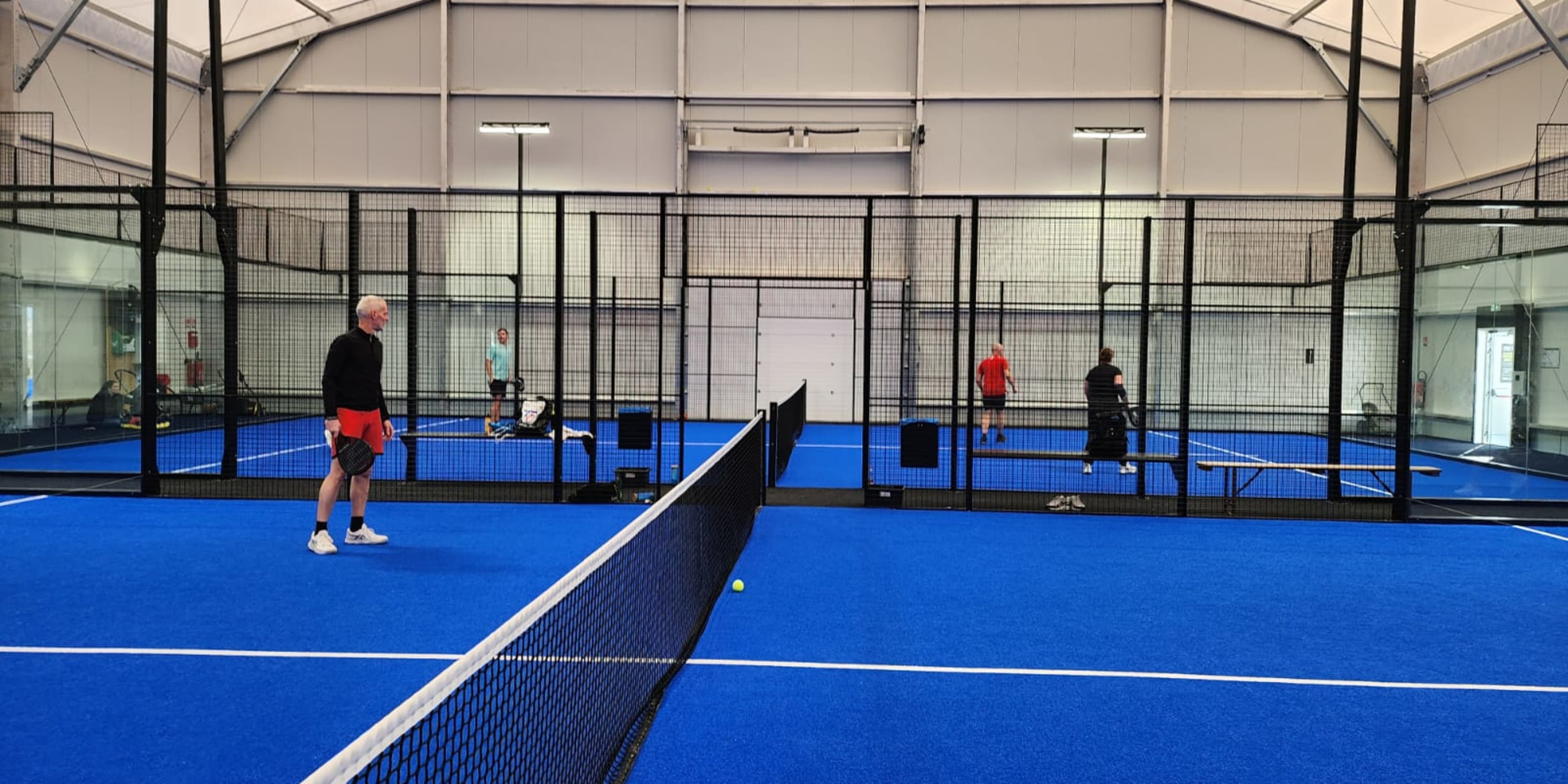 Gravity Padel Arena - club de sport