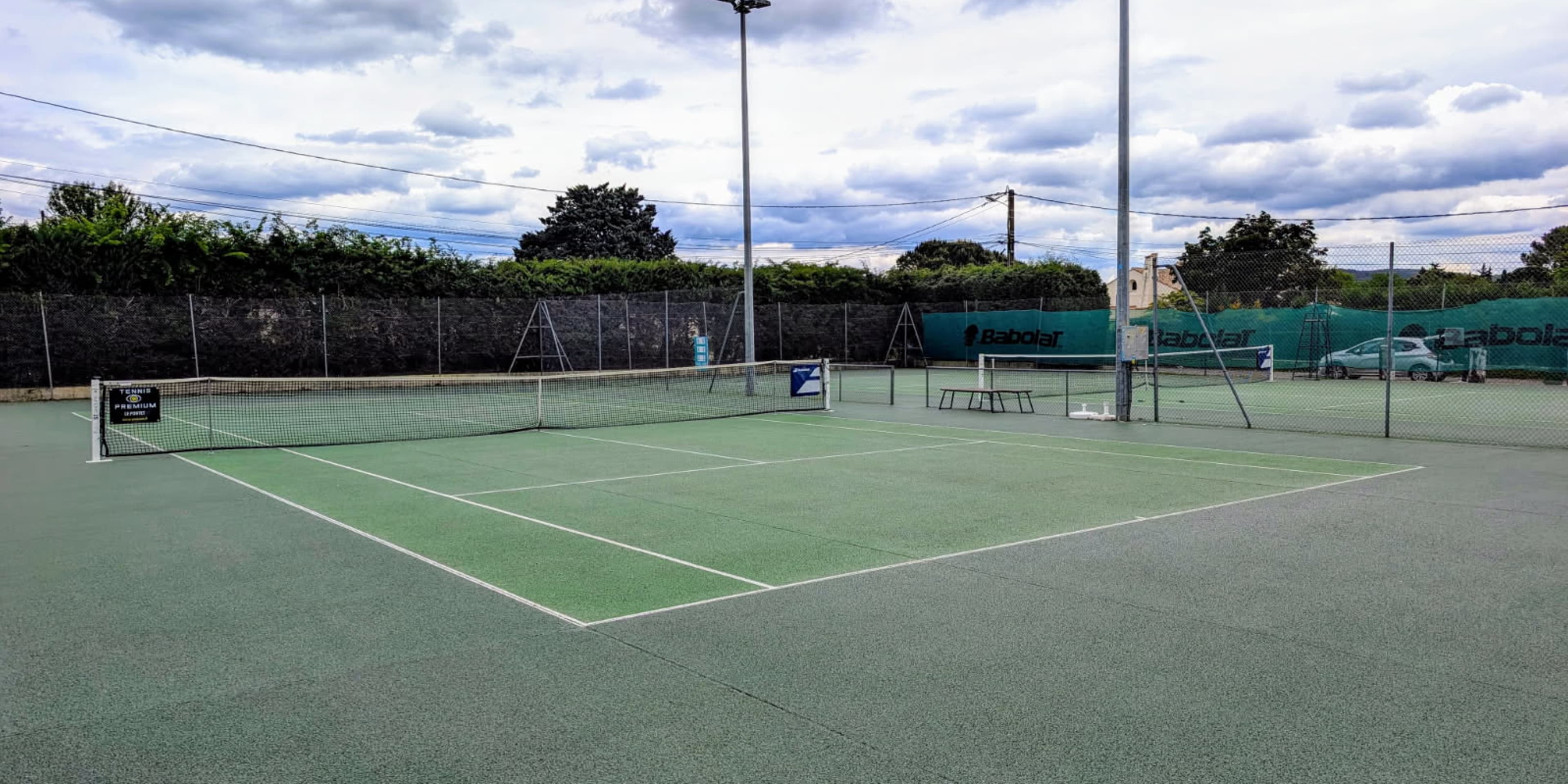 Tc St Quentin la Poterie - club de sport