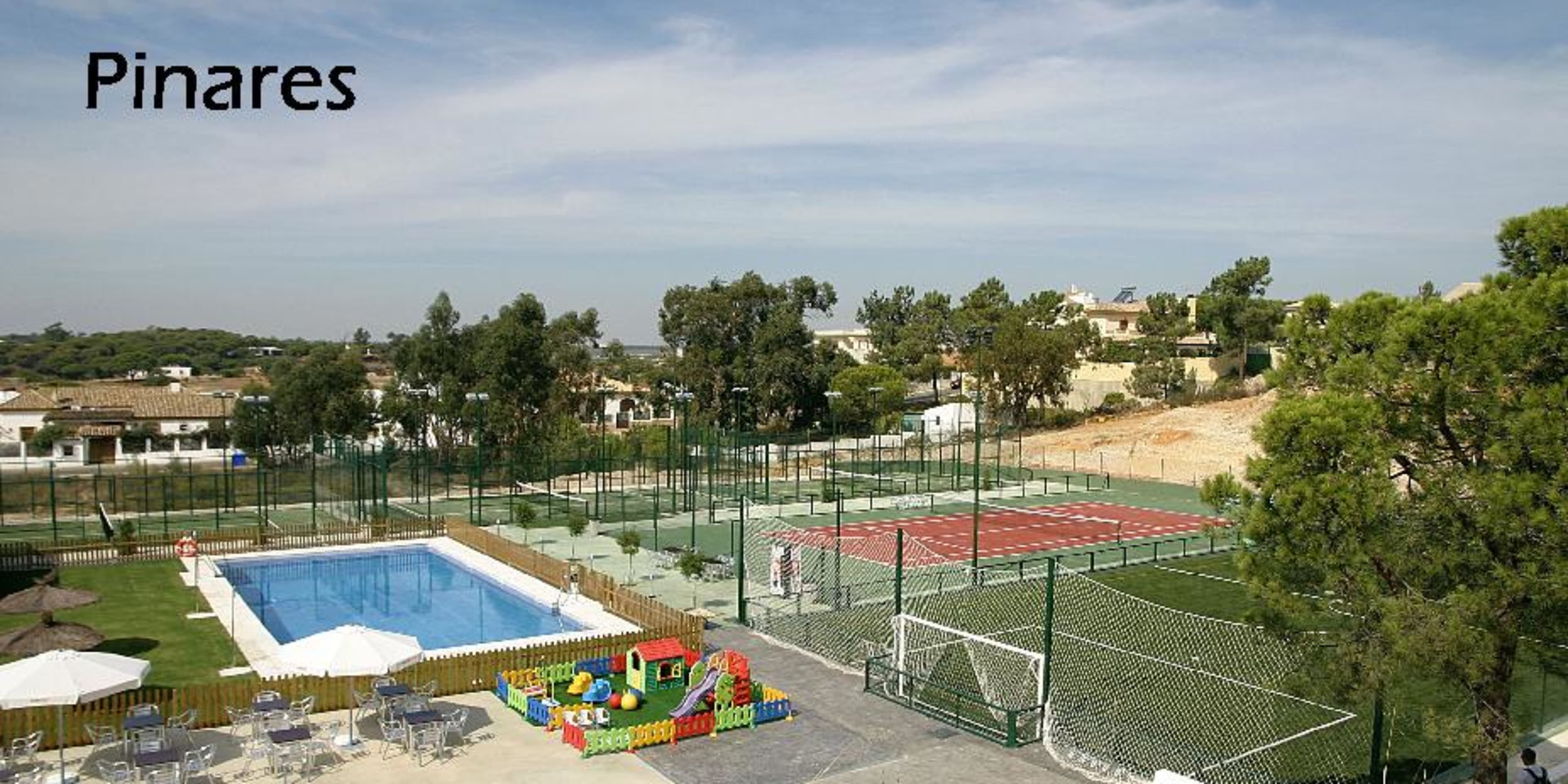 C.D. Pinares - Lepe: Futbol, Padel, Tenis. - Photo principale