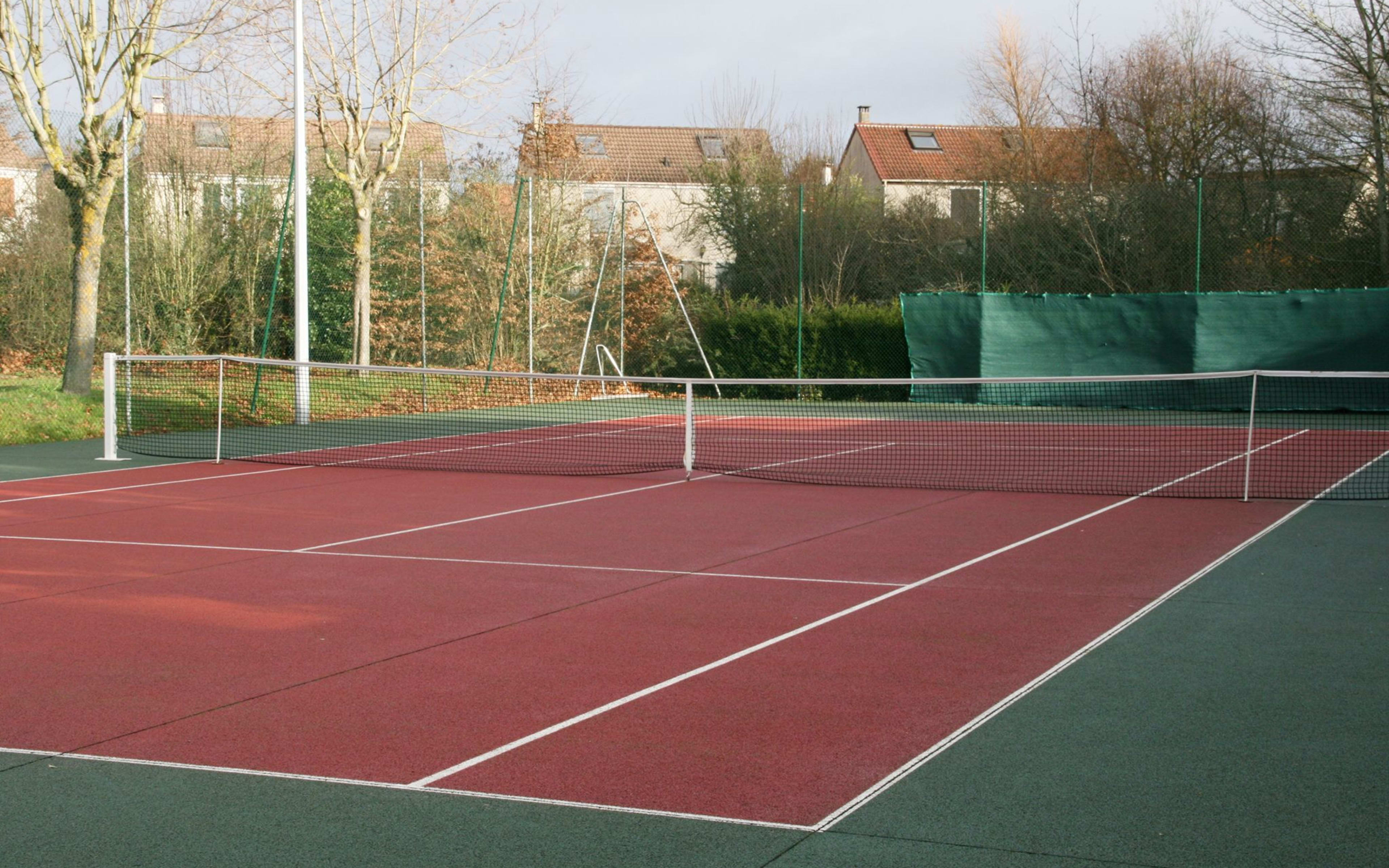 Terrain Tennis Club Chateaufort à Magny-les-Hameaux 78-FR