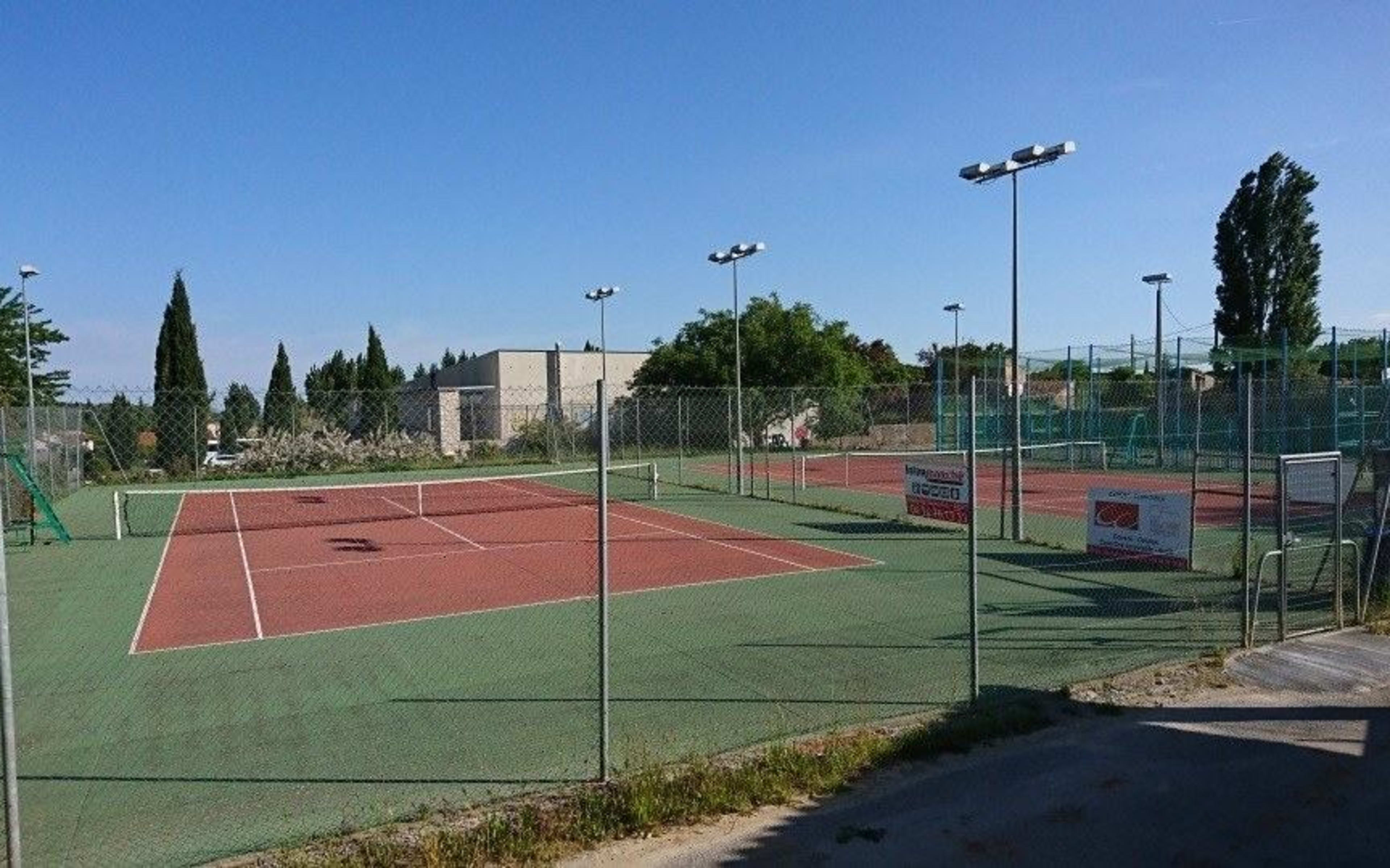 Terrain Tennis Club Aups à Ampus 83-FR