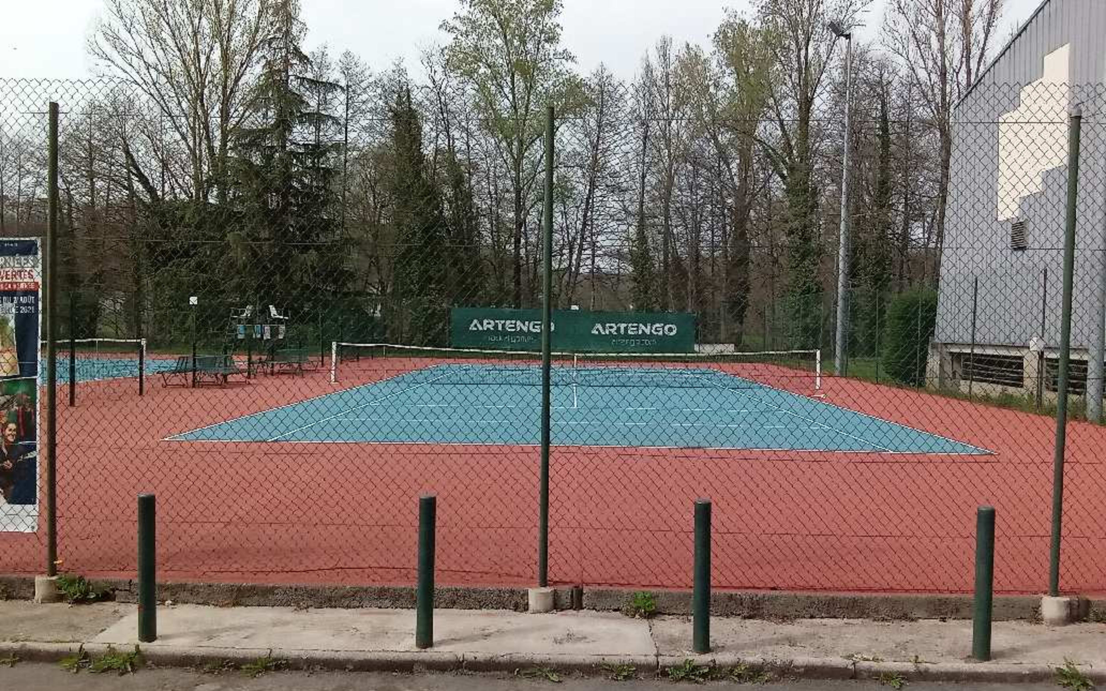 Terrain Tennis Club De Roquecourbe à Sémalens 81-FR