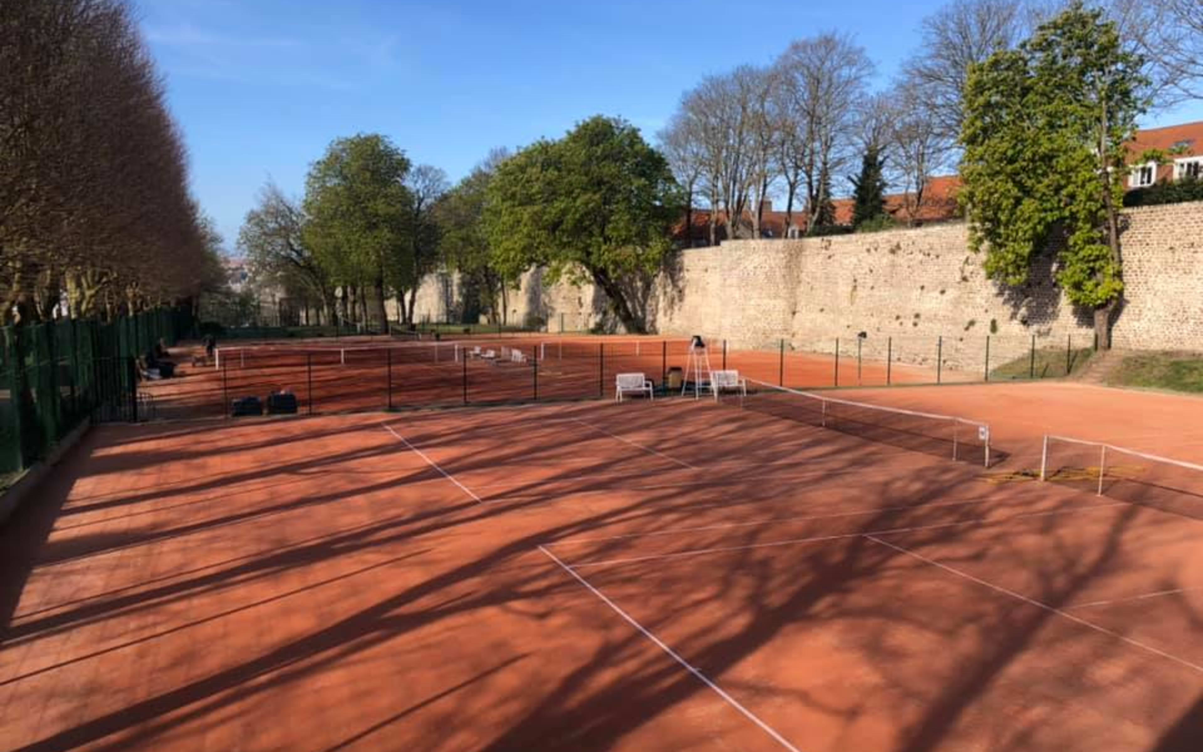 Terrain Tennis Club Boulogne-Sur-Mer Site d'Eurvin à Montigny-en-Gohelle