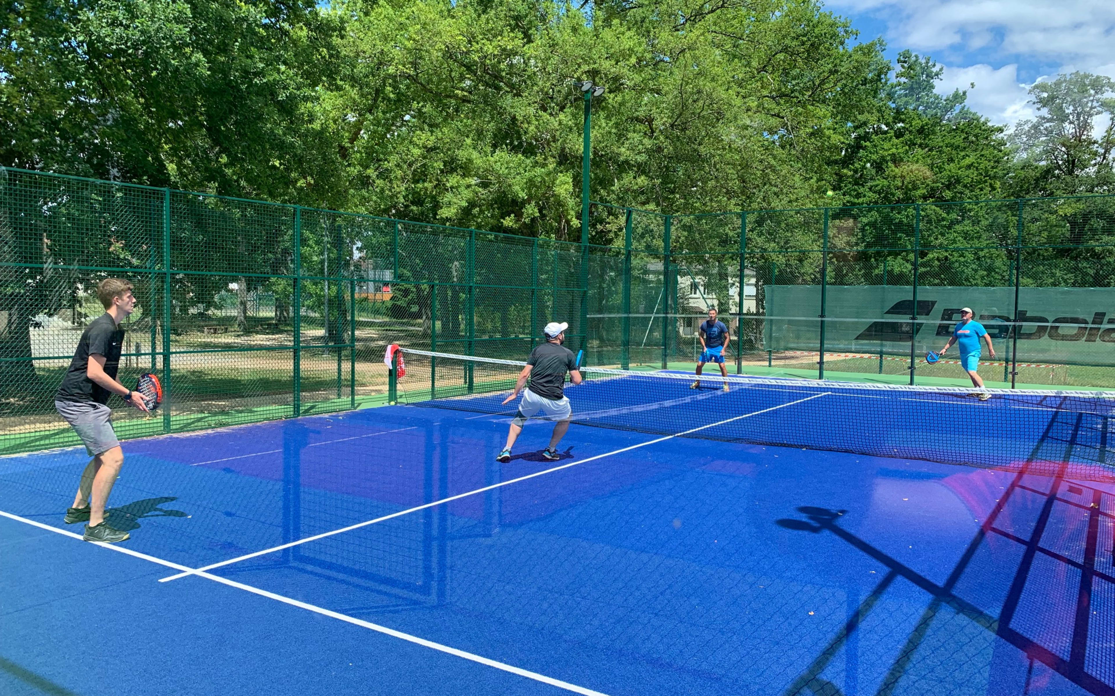 Terrain Tennis Club De Coye La Forêt à Chilly-Mazarin