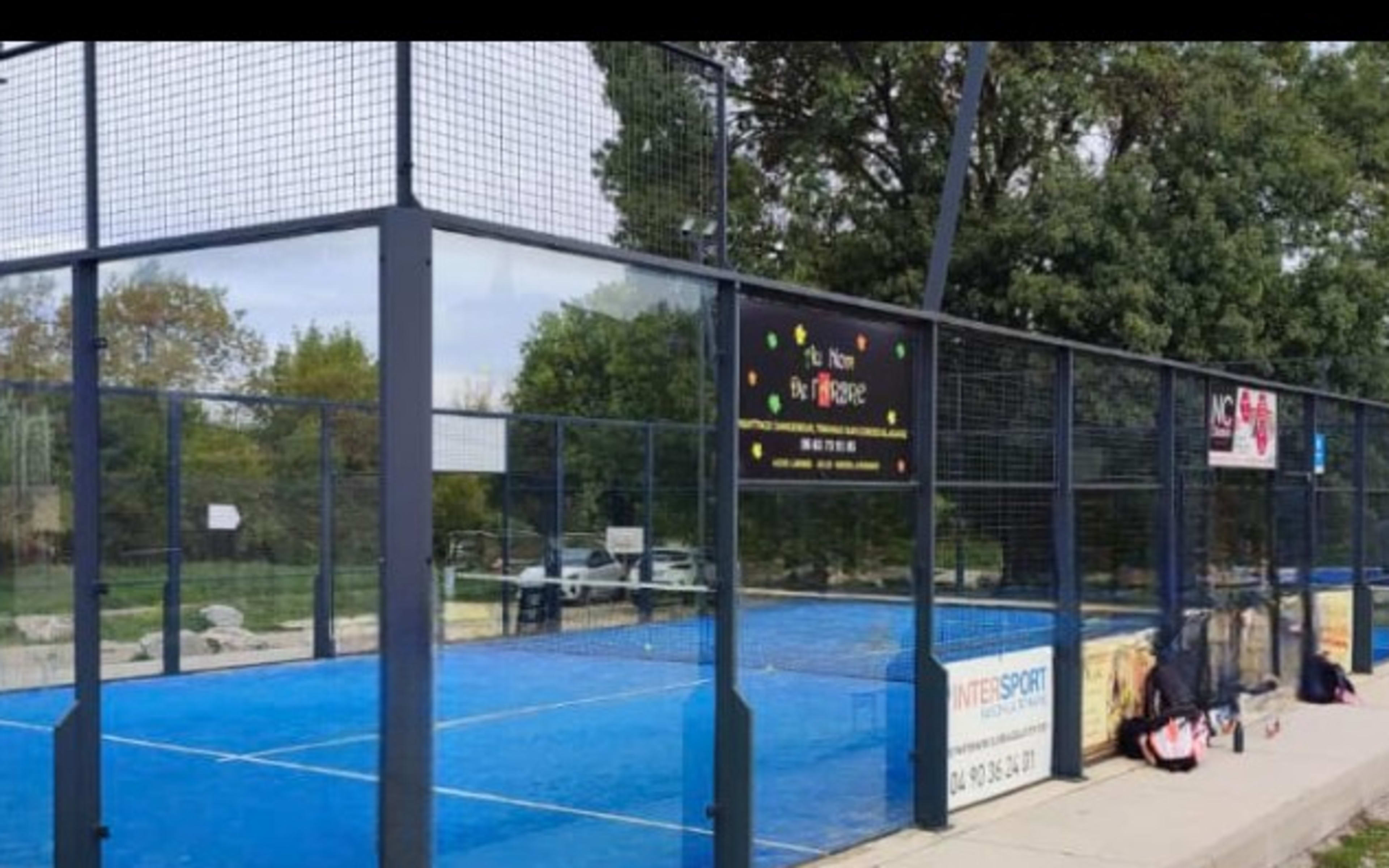 Terrain Mirabel Piegon Tennis Club à Saint-Laurent-des-Arbres
