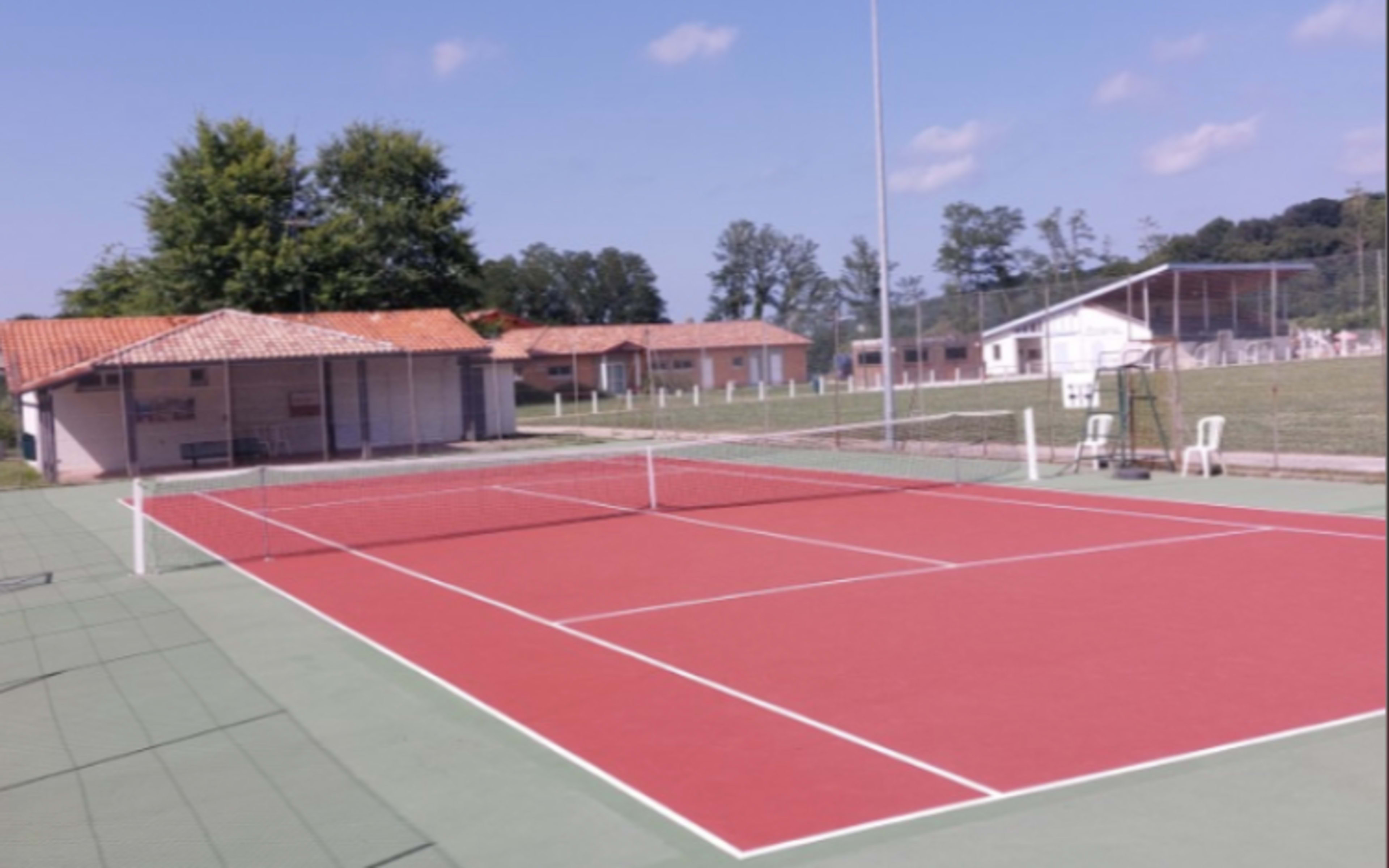 Terrain US Pouillon  à Pau