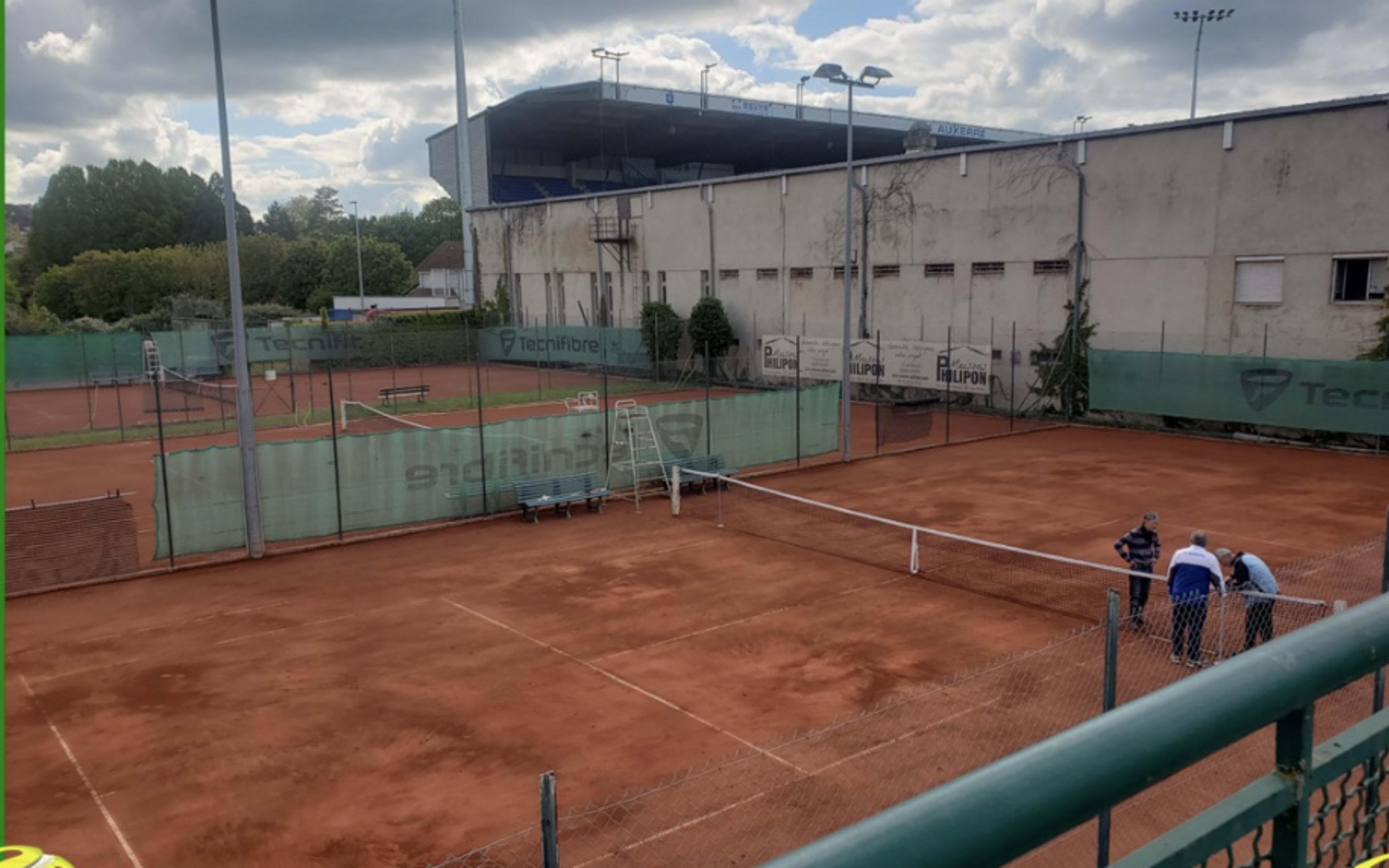 Terrain Auxerre Aj à Nicey 21-FR