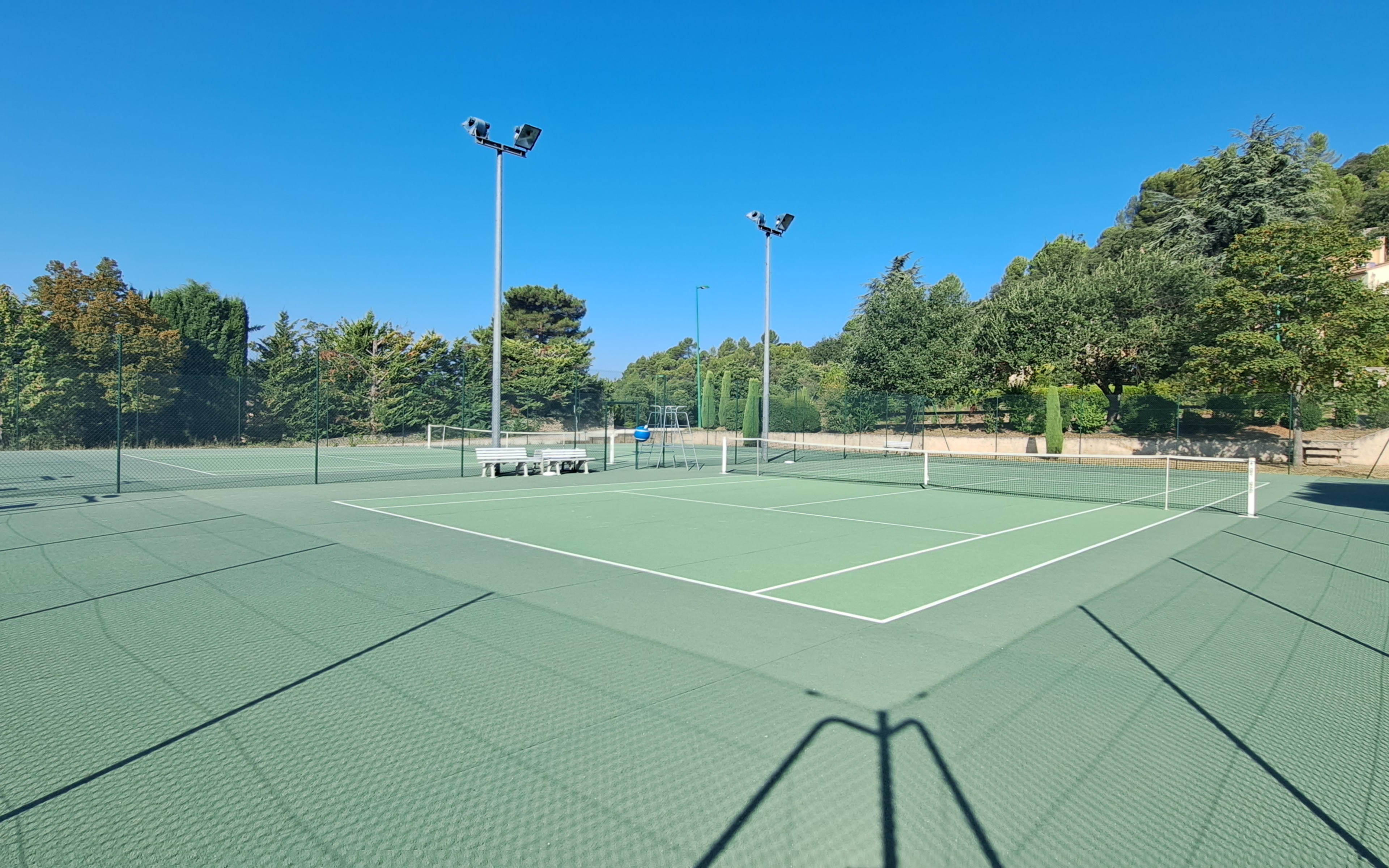 Terrain Tennis Club Goultois à Bourdeaux