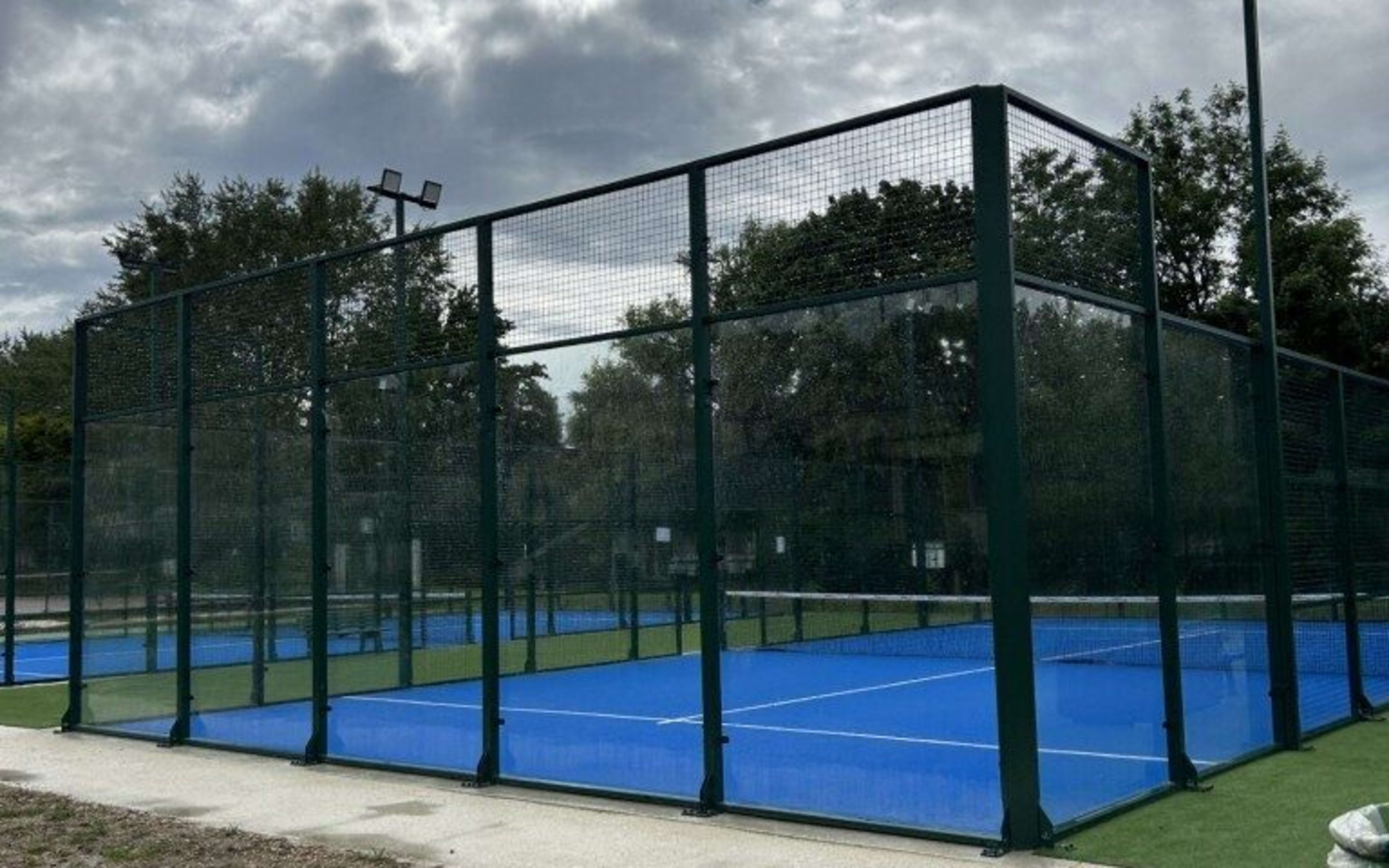 Terrain Tennis Padel Club La Ferte sous Jouarre à Reims