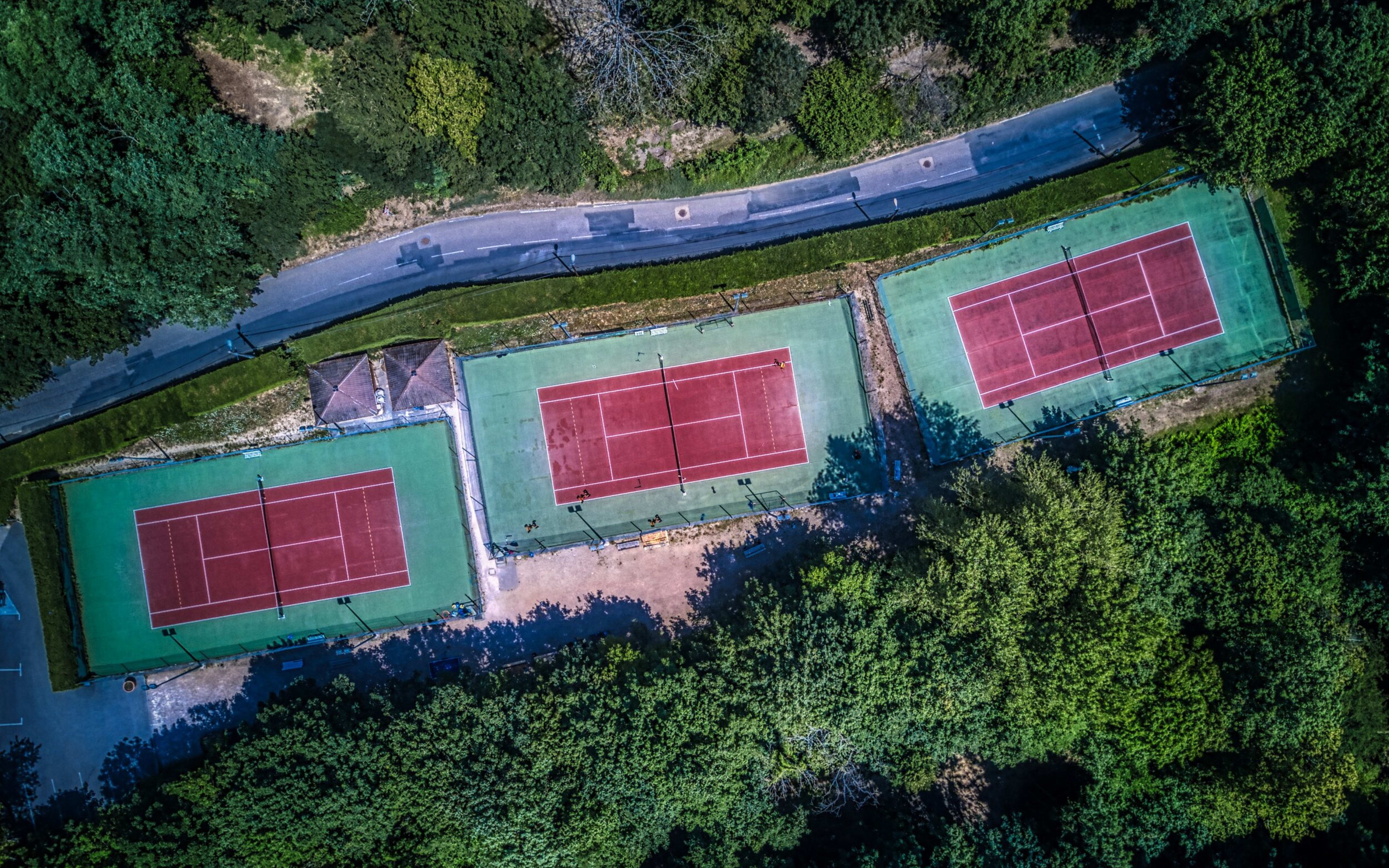 Terrain Saint Didier Au Mont D'Or Tennis Club à Bourg-Saint-Christophe 01-FR