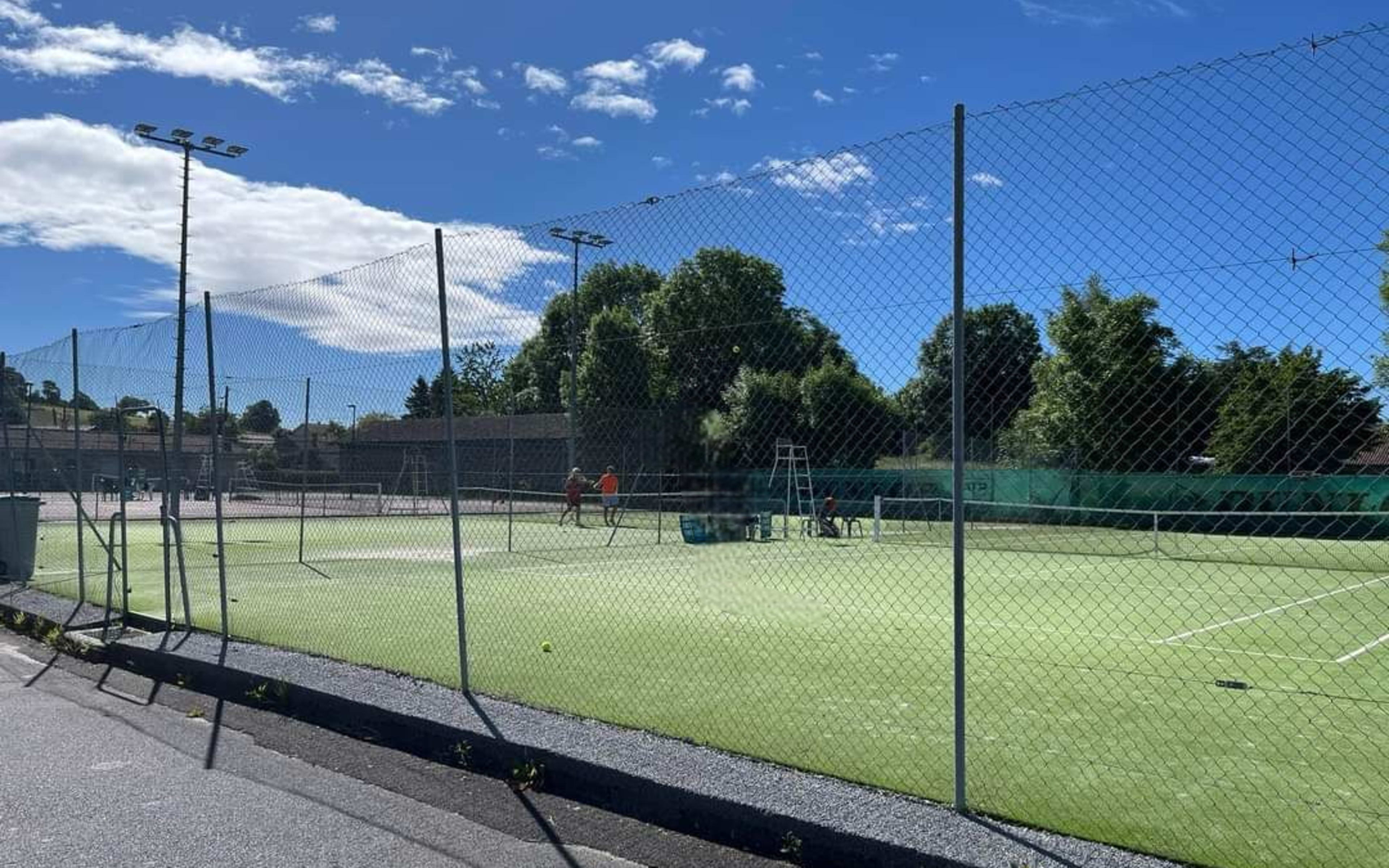 Terrain Craponne (Tennis Club) à Fontaines-sur-Saône