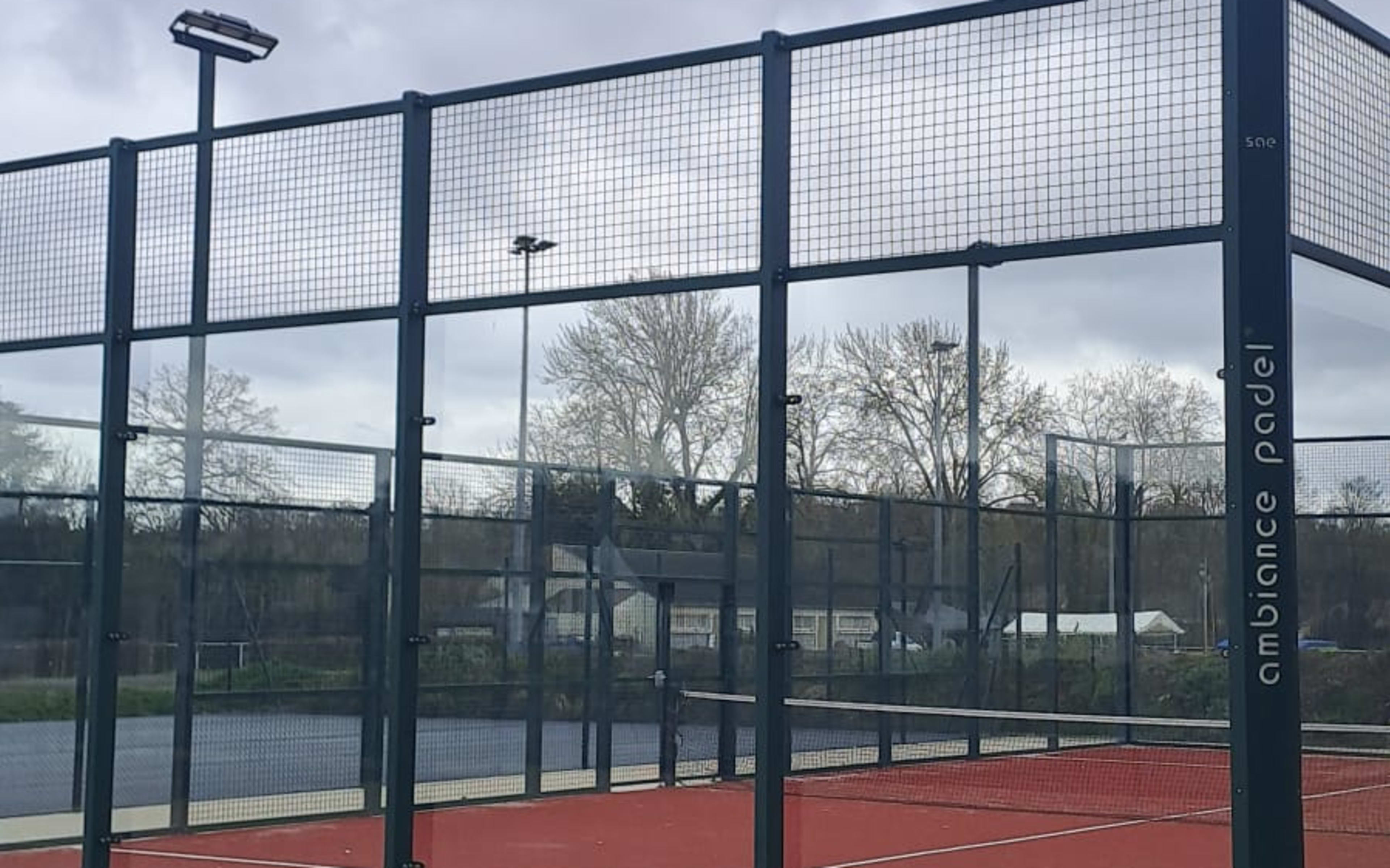 Terrain Tennis Club Auversois à Pontoise 95-FR