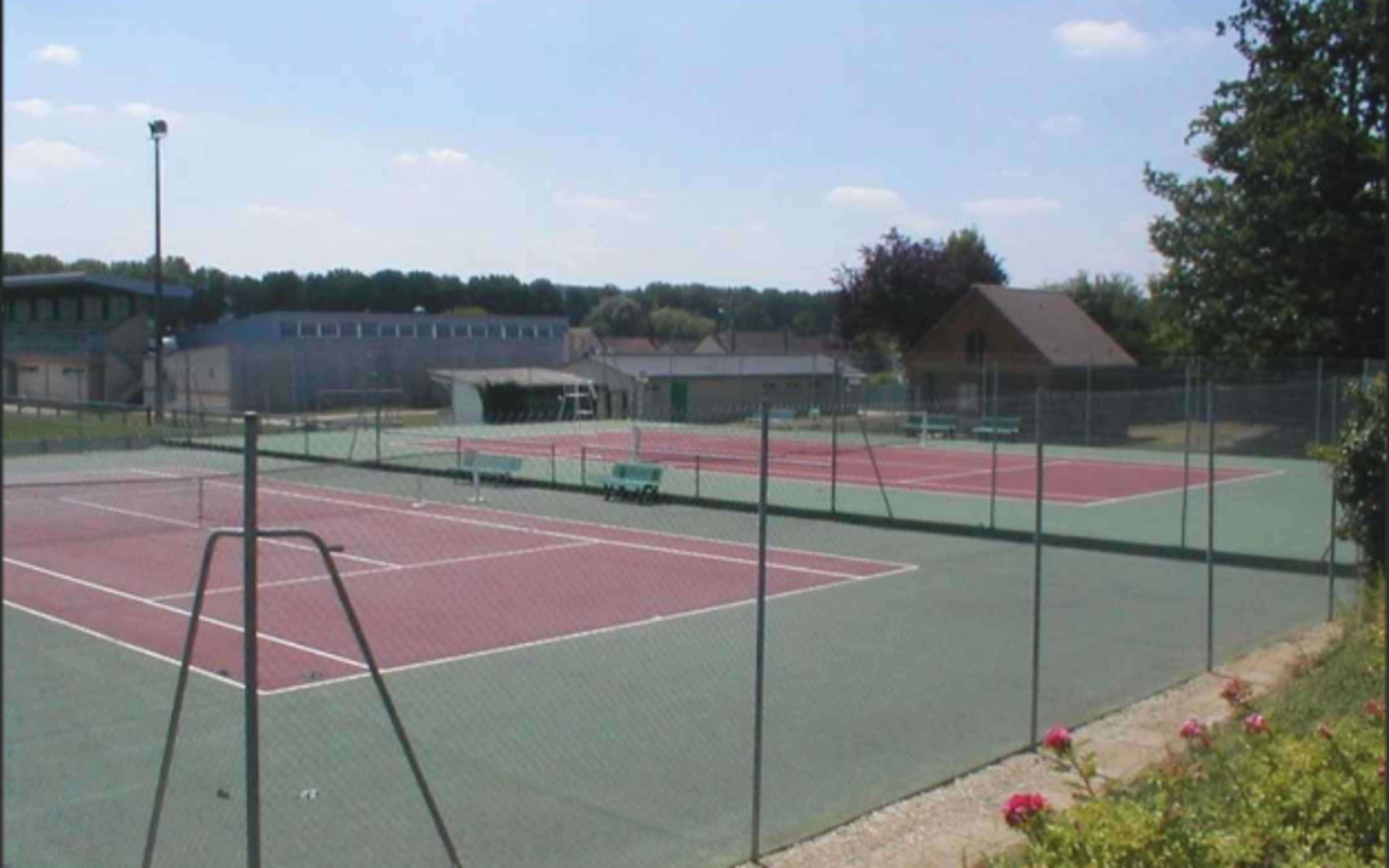 Terrain Anille Braye Tennis Intercommunal Vibraye à Normandie