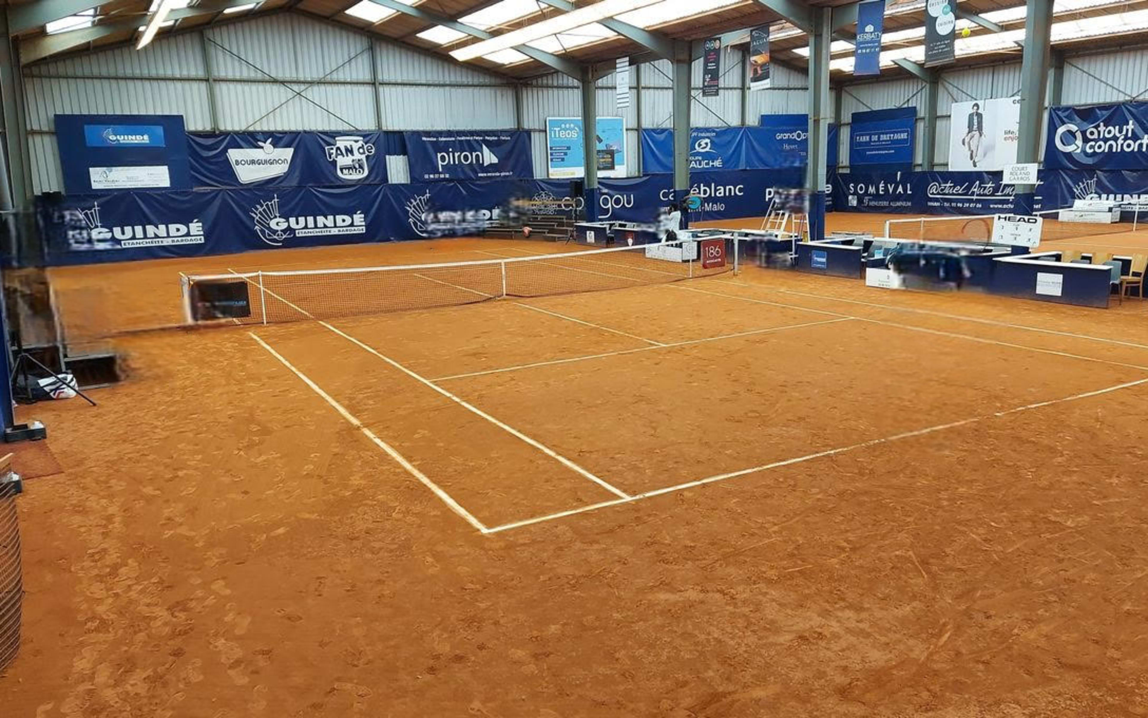 Terrain Tennis Club Taden Dinan à Le Minihic-sur-Rance