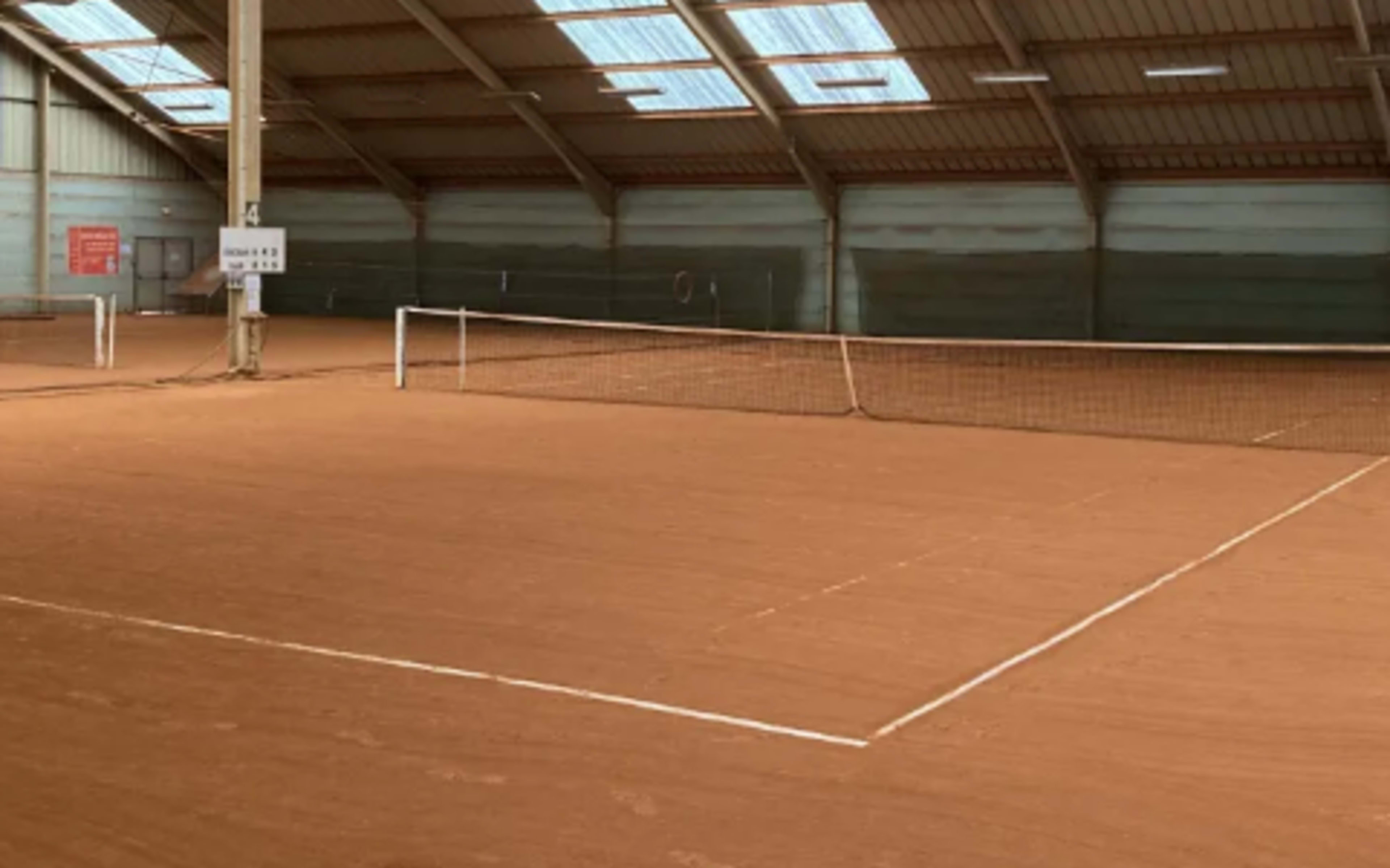 Terrain Wattignies Olympique Tc à Berchem-Sainte-Agathe