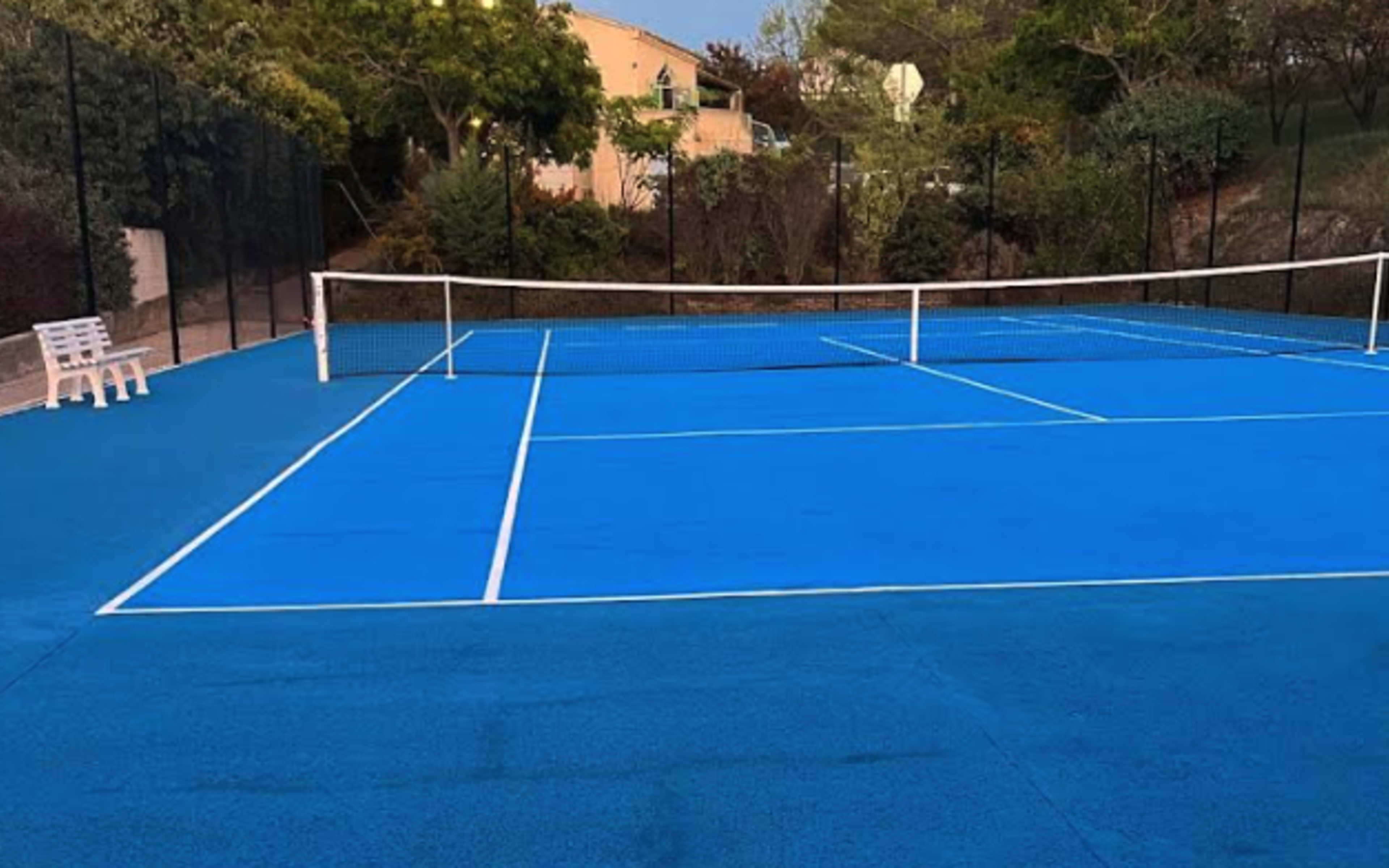 Terrain Tennis Club La Bastidonne à Provence-Alpes-Côte d'Azur