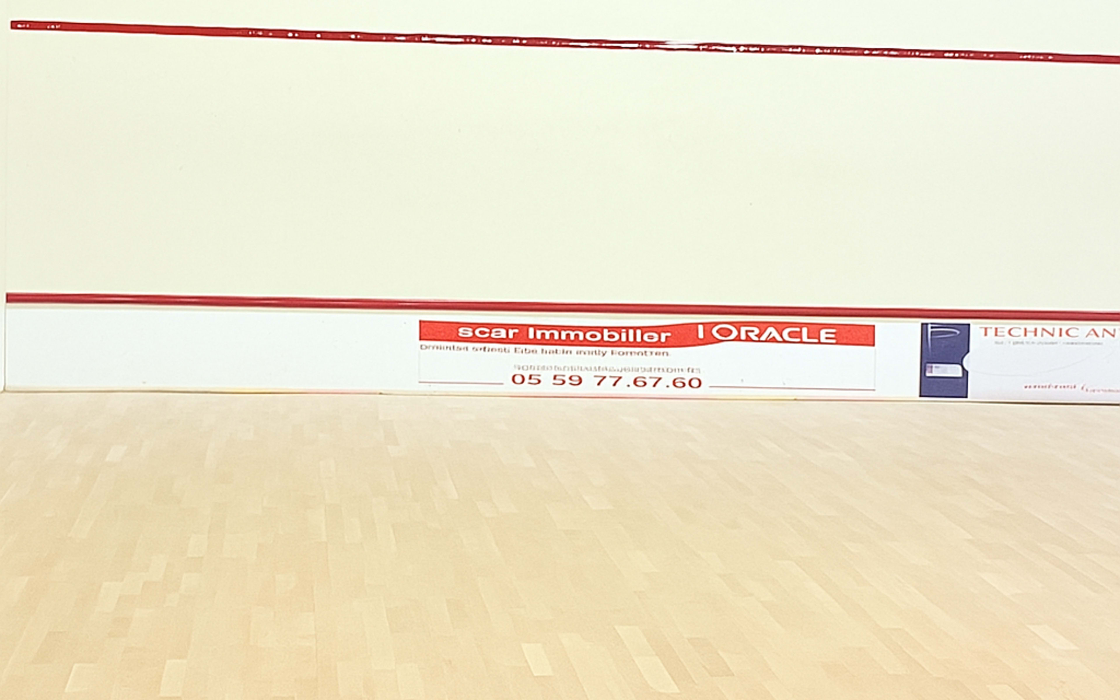 Terrain Indoor64 à Maubourguet