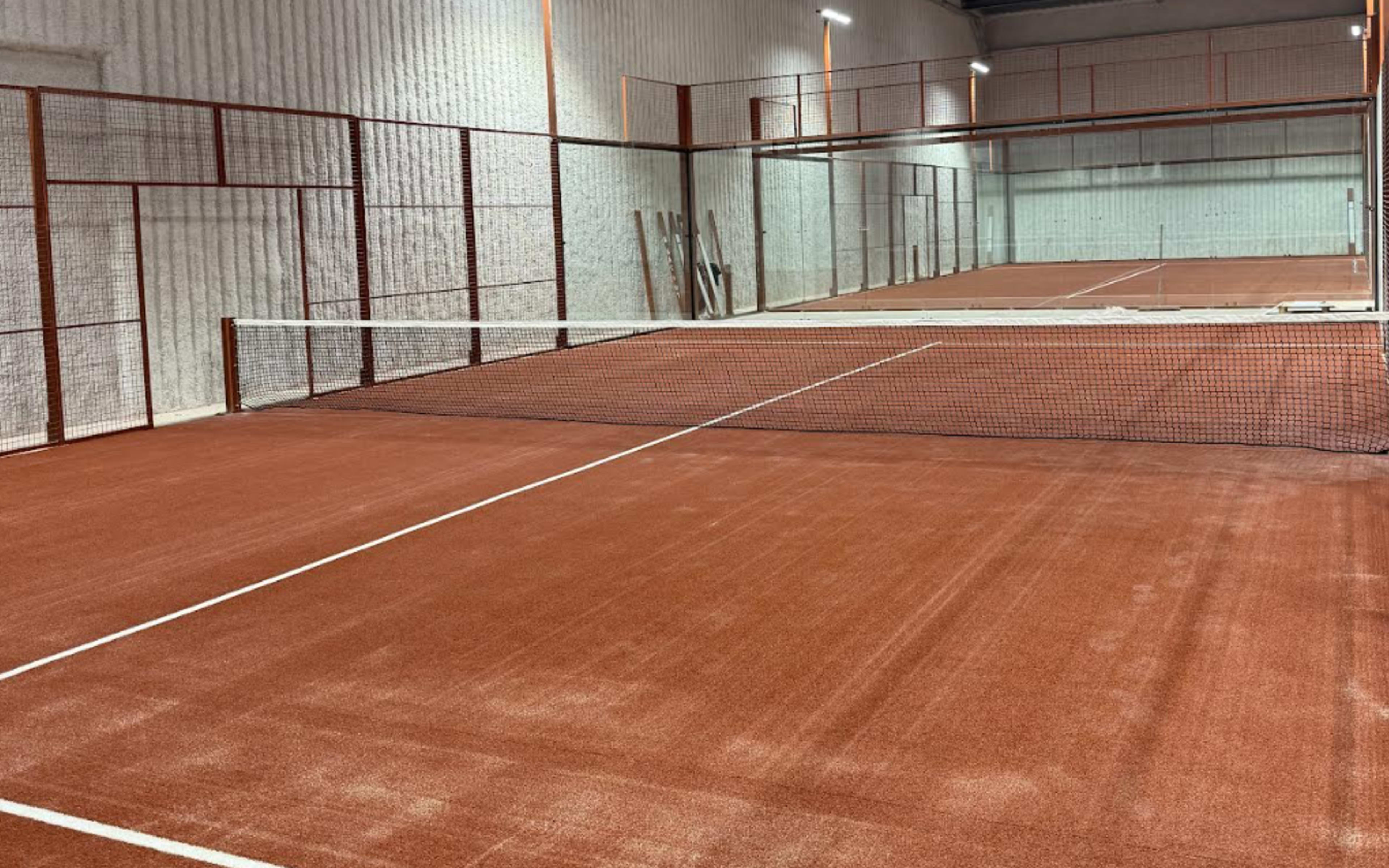 Terrain Pole Padel à Avignon-lès-Saint-Claude 39-FR