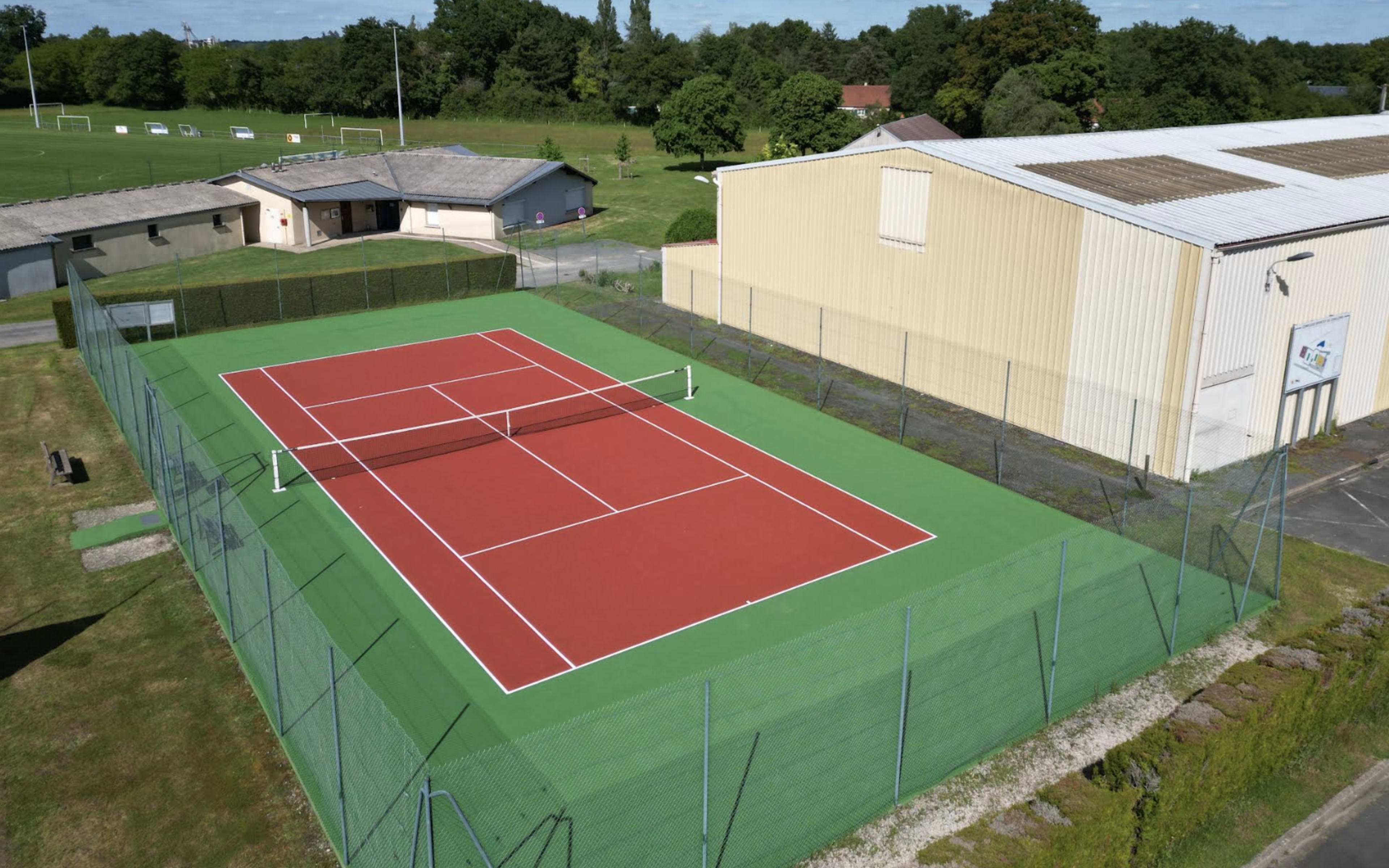 Terrain Tennis Club De Coullons à Puiseaux