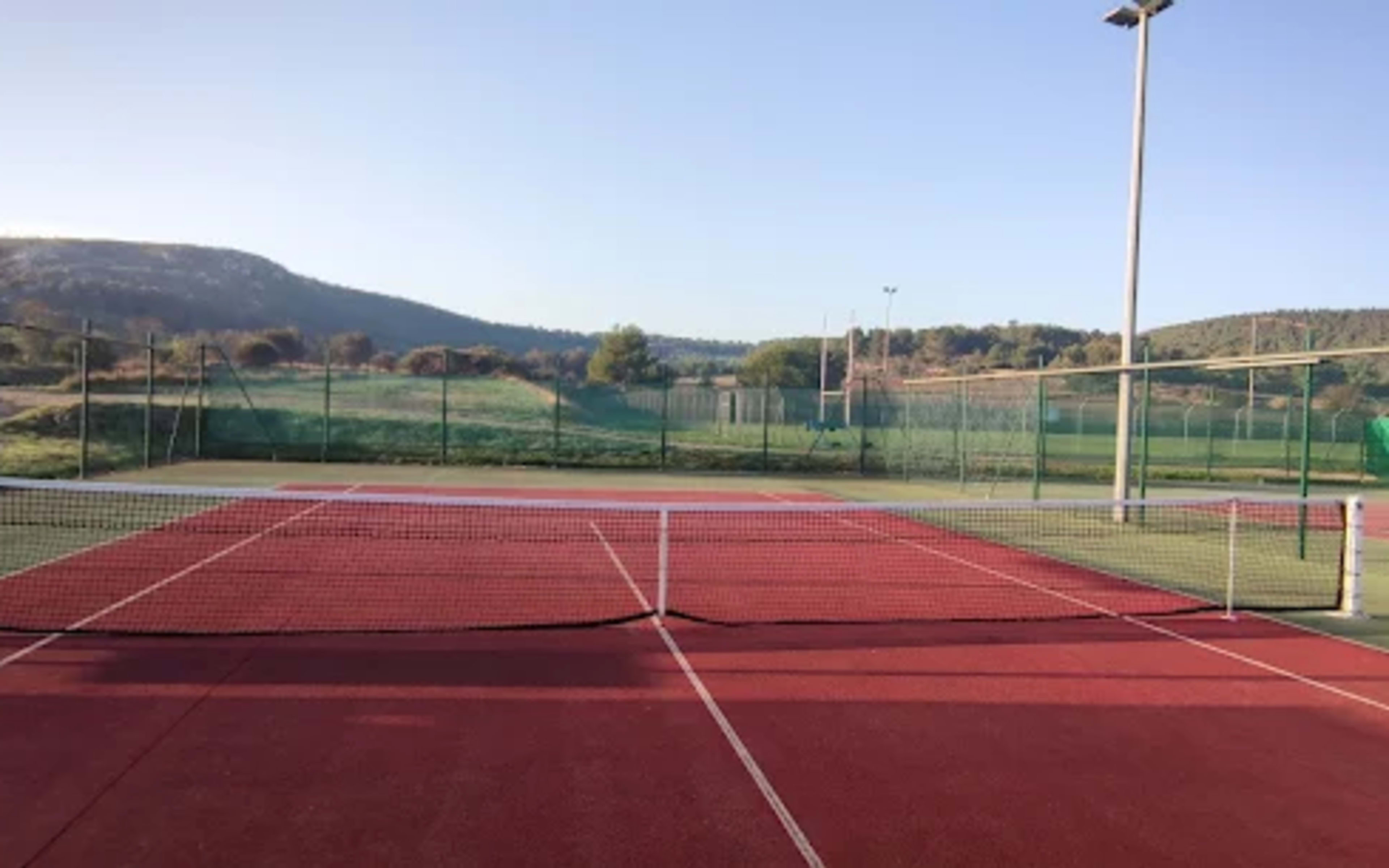 Terrain Entente Tennis La Clape à Le Grau-du-Roi