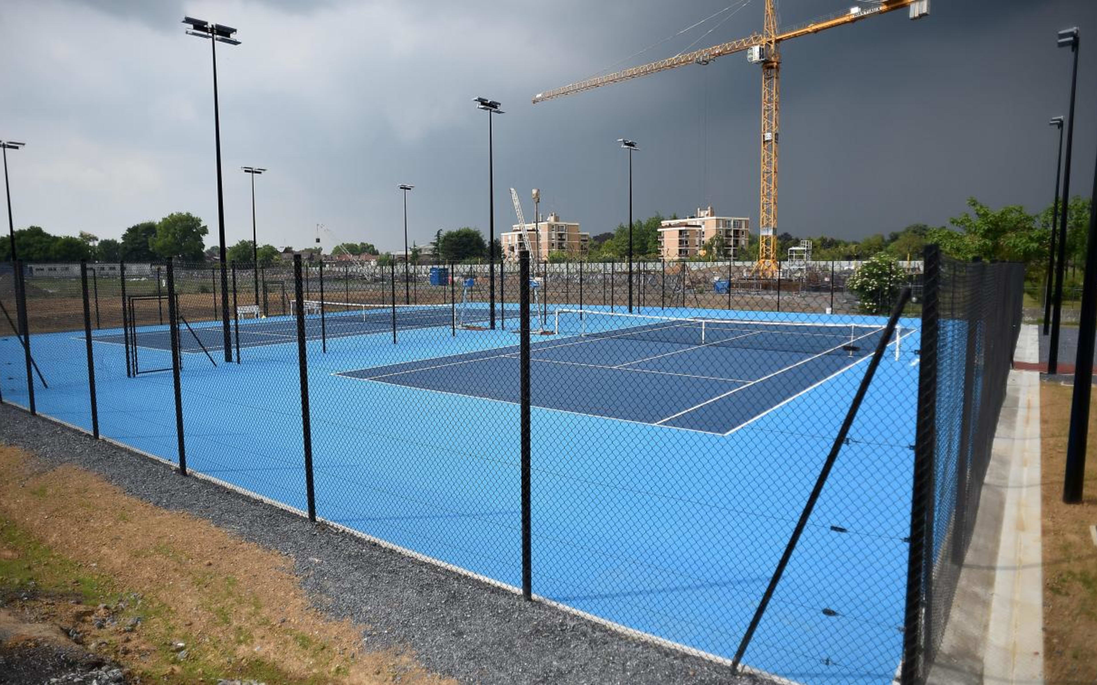 Terrain Tennis Squash Badminton Valenciennes à Watermael-Boitsfort