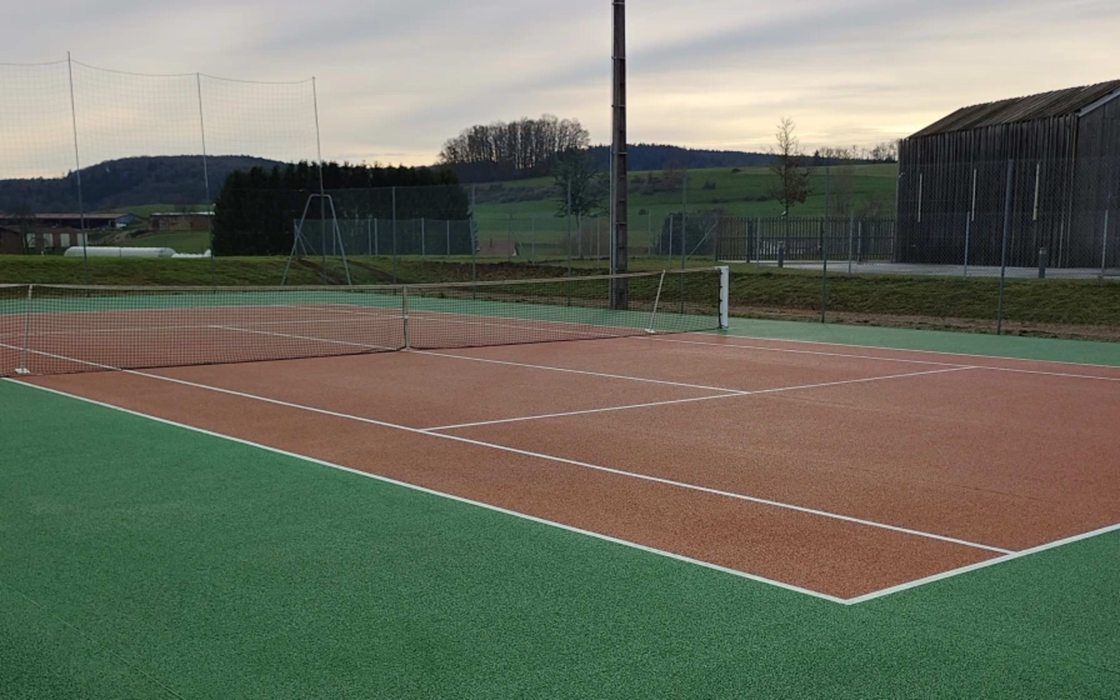 Terrain Tennis Club Hadol à Senones