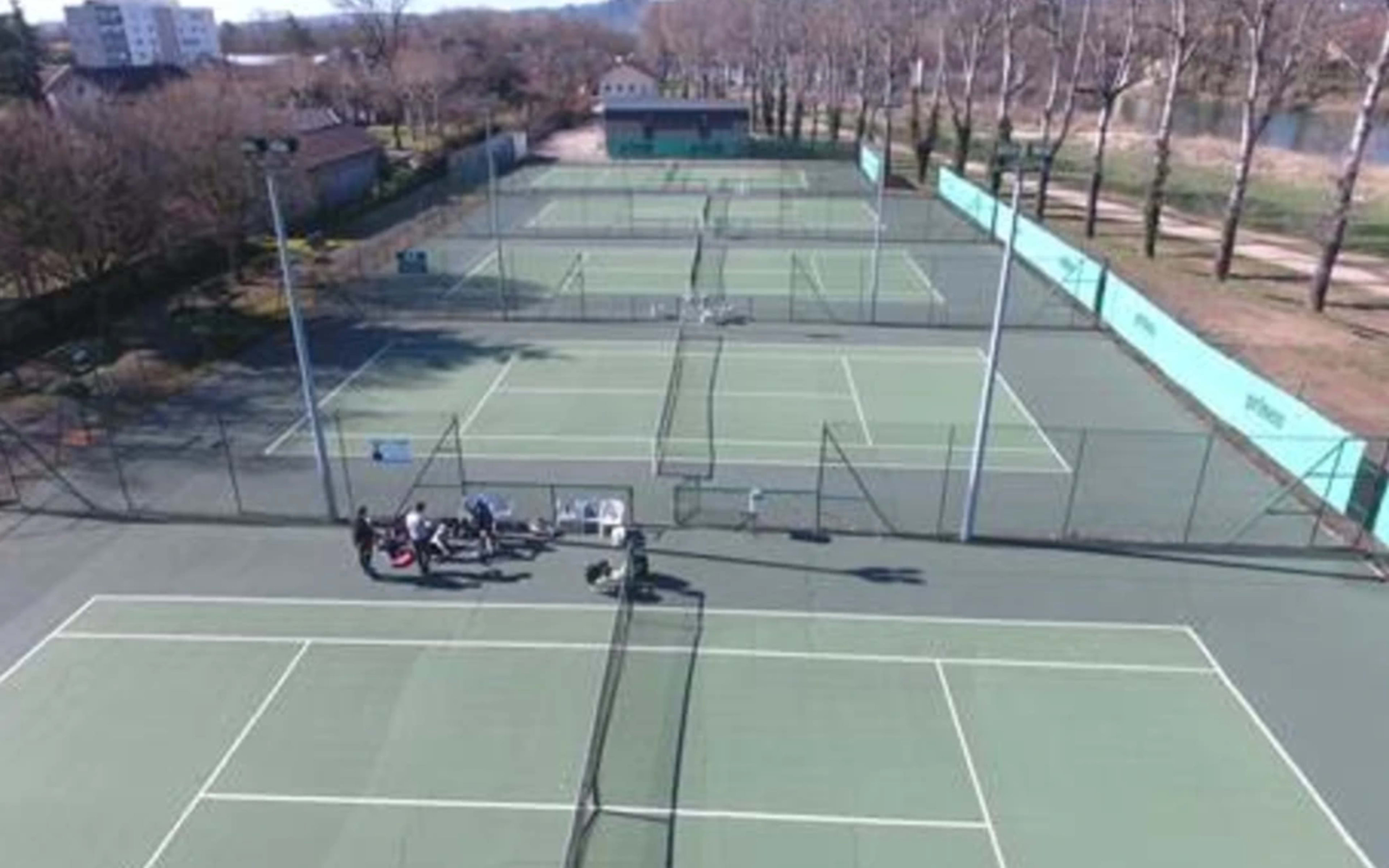Terrain Tennis Club Pontcharra-Sur-Turdine à Auvergne-Rhône-Alpes